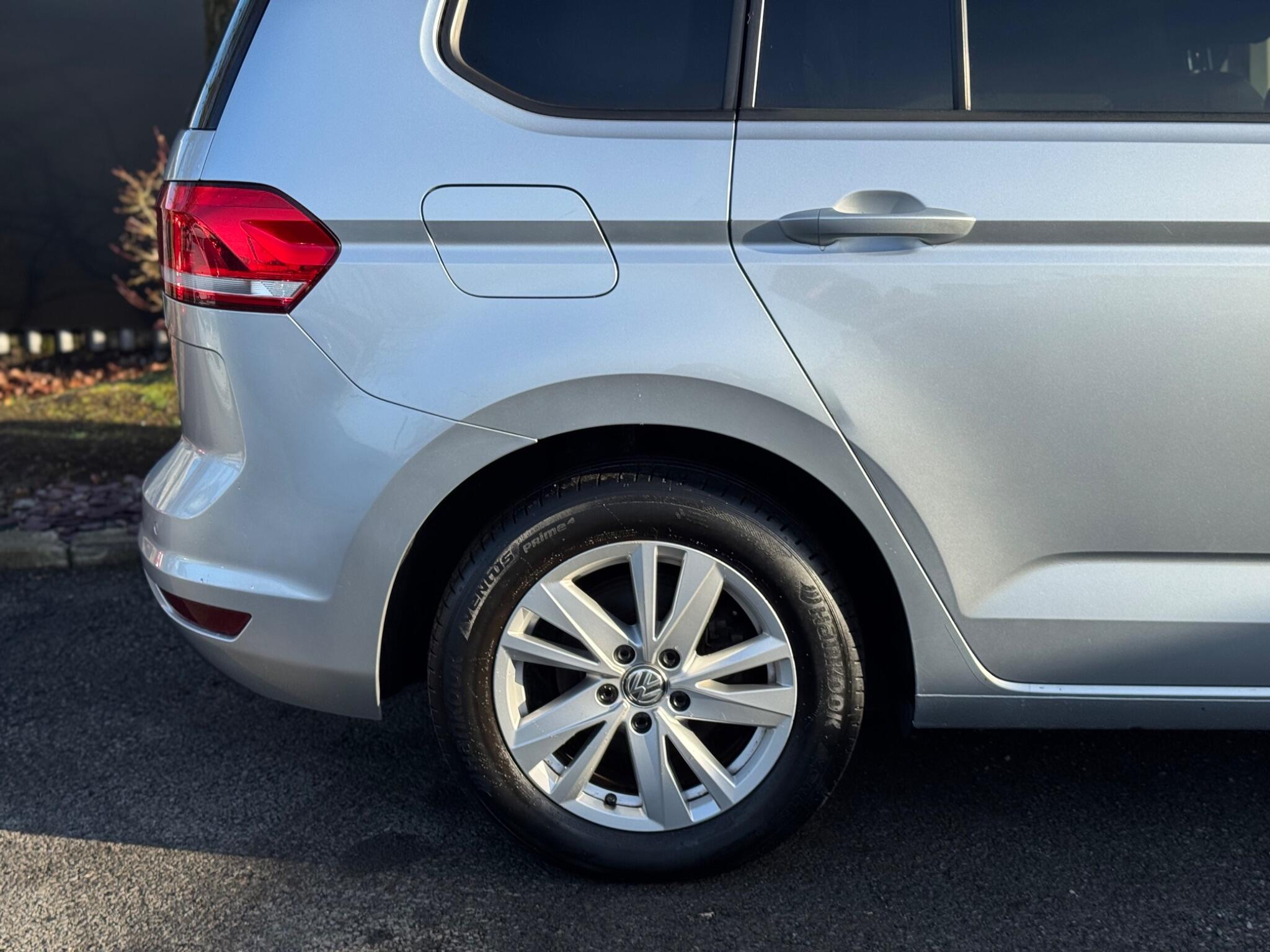 Volkswagen Touran - Image 31