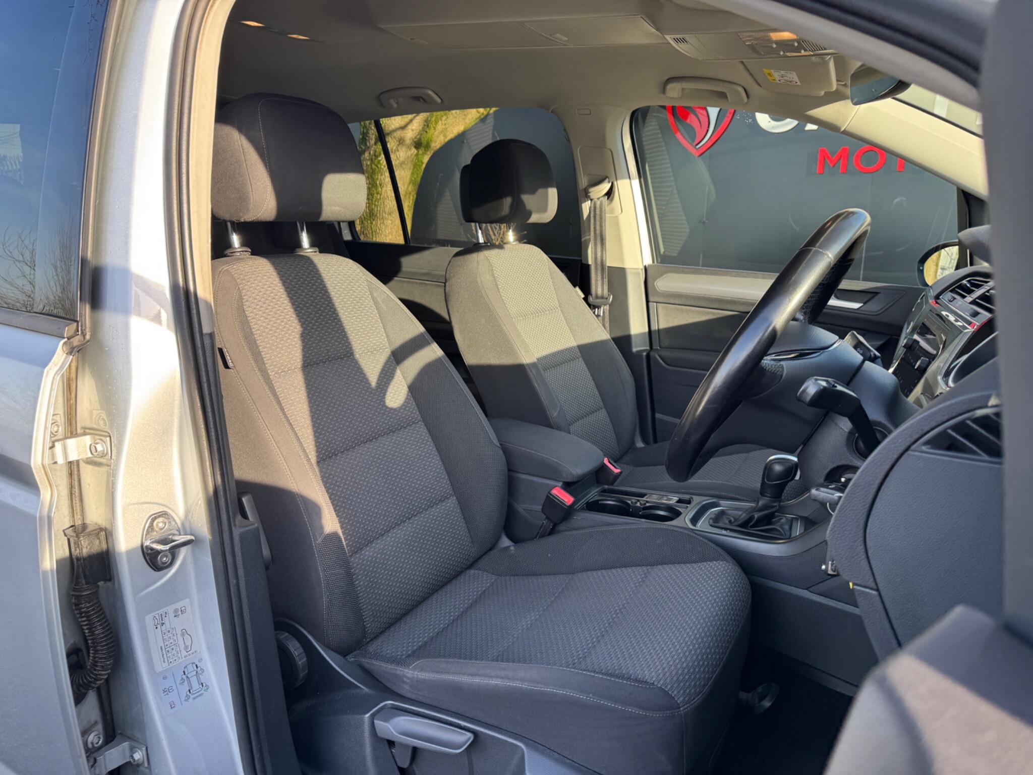 Volkswagen Touran - Image 46