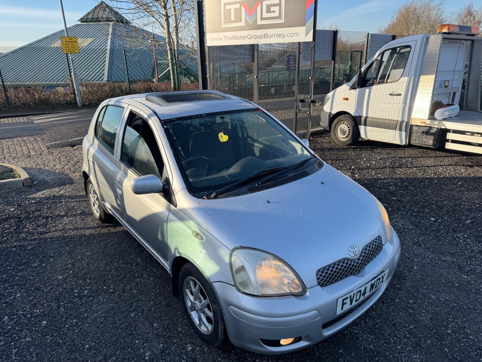Toyota Yaris - Image 6