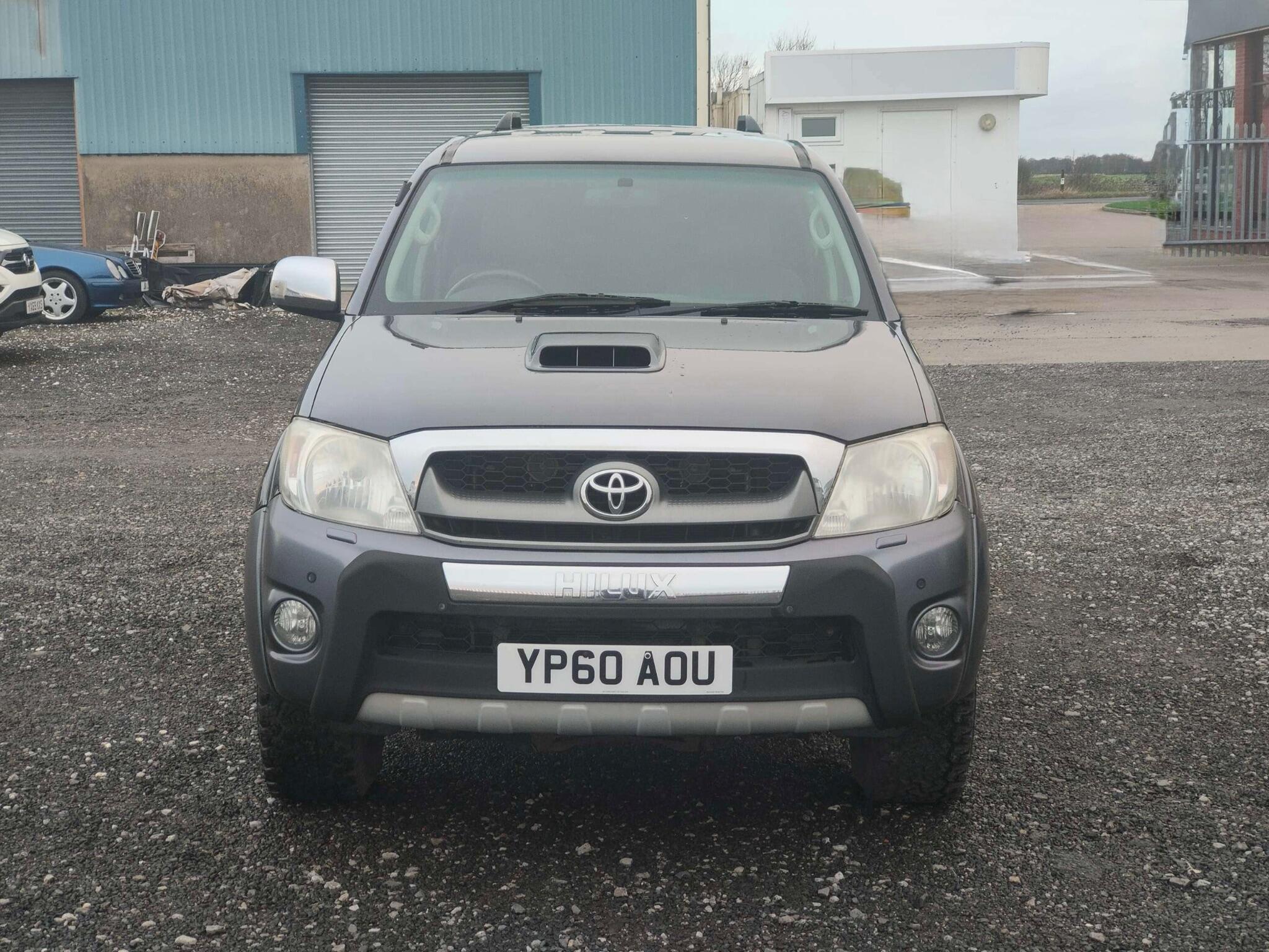 Toyota Hilux - Image 3