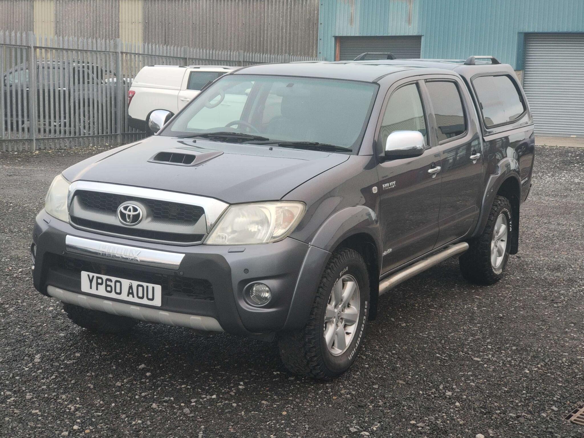 Toyota Hilux - Image 5