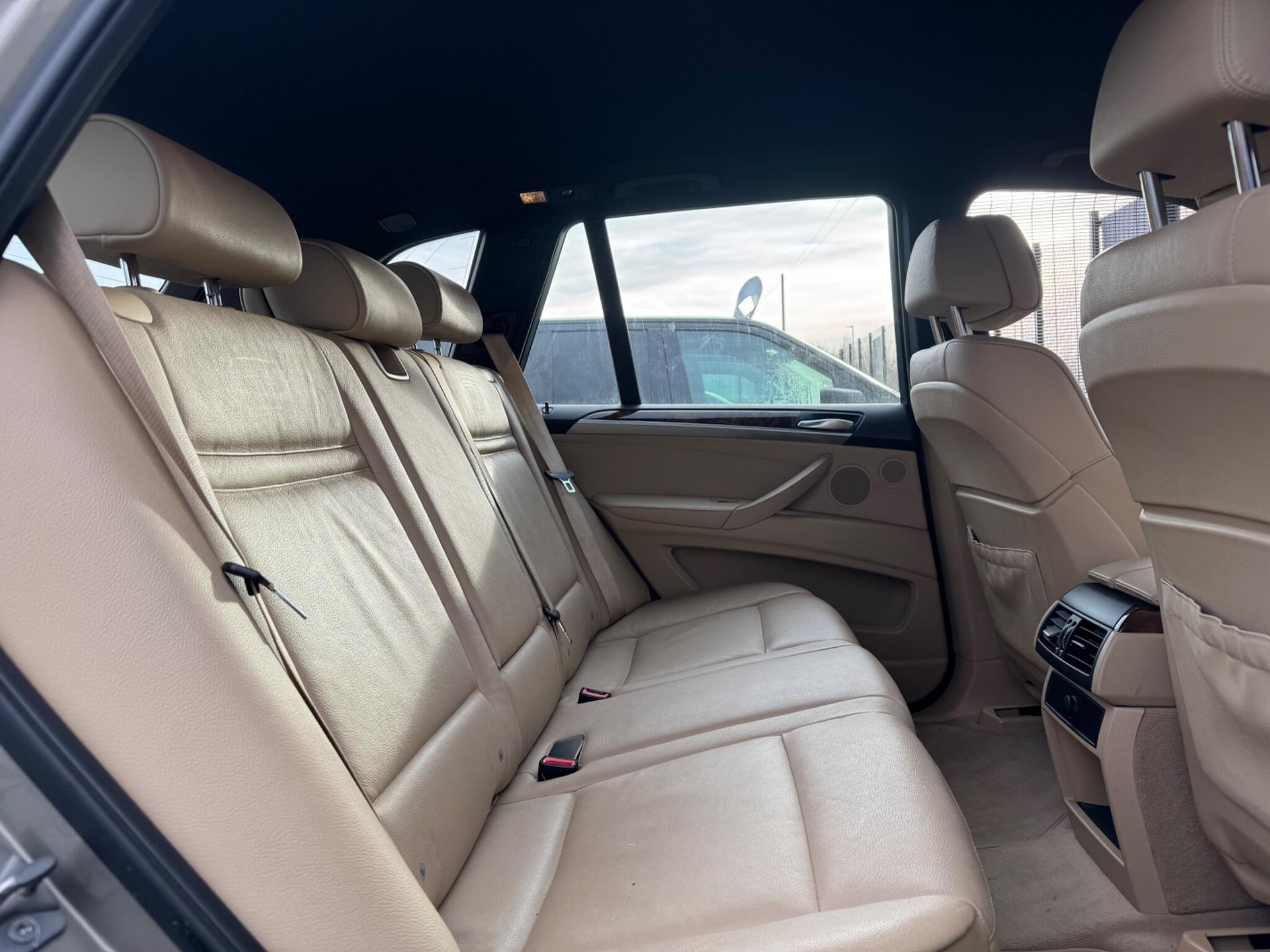 BMW X5 - Image 16