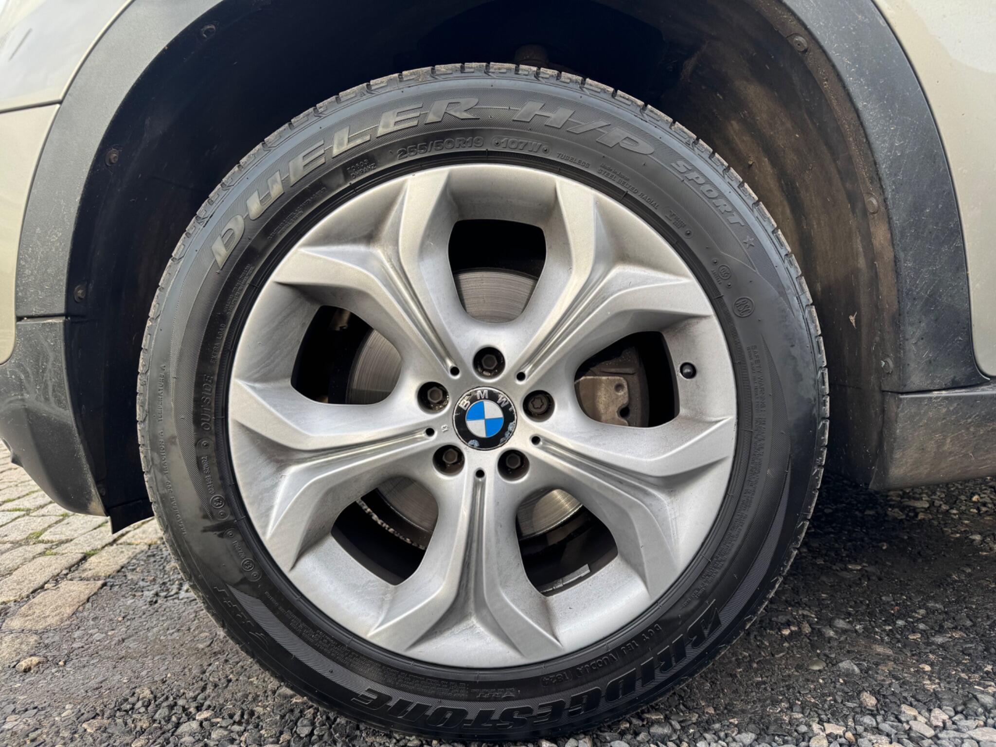 BMW X5 - Image 18