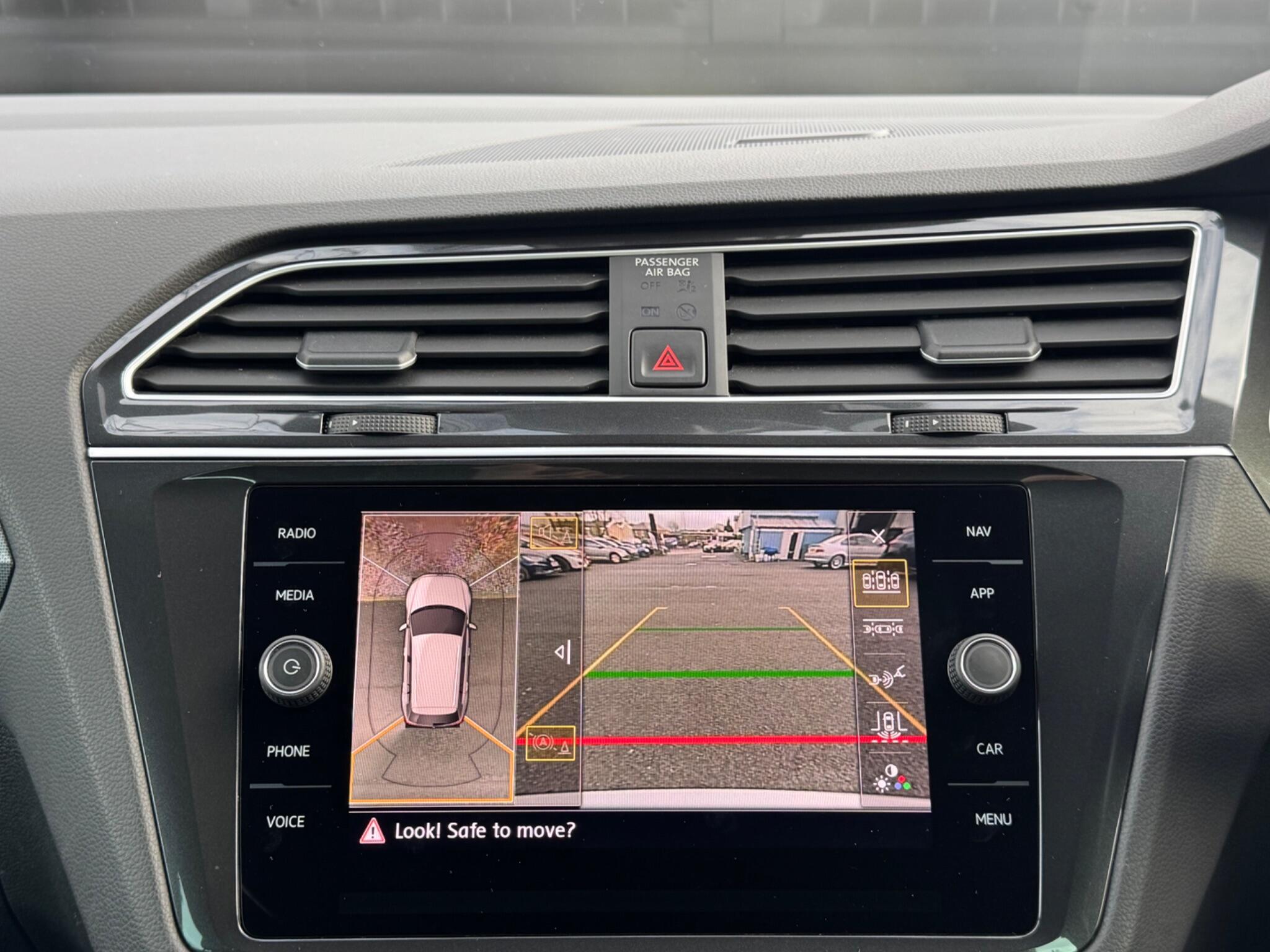 Volkswagen Tiguan - Image 55