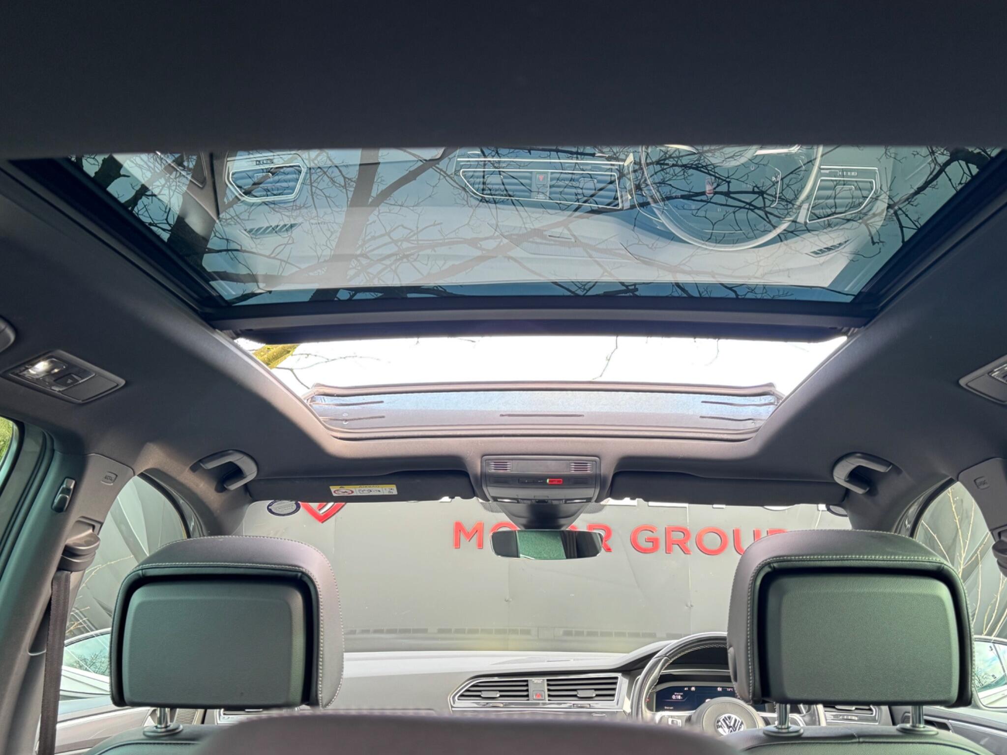 Volkswagen Tiguan - Image 64