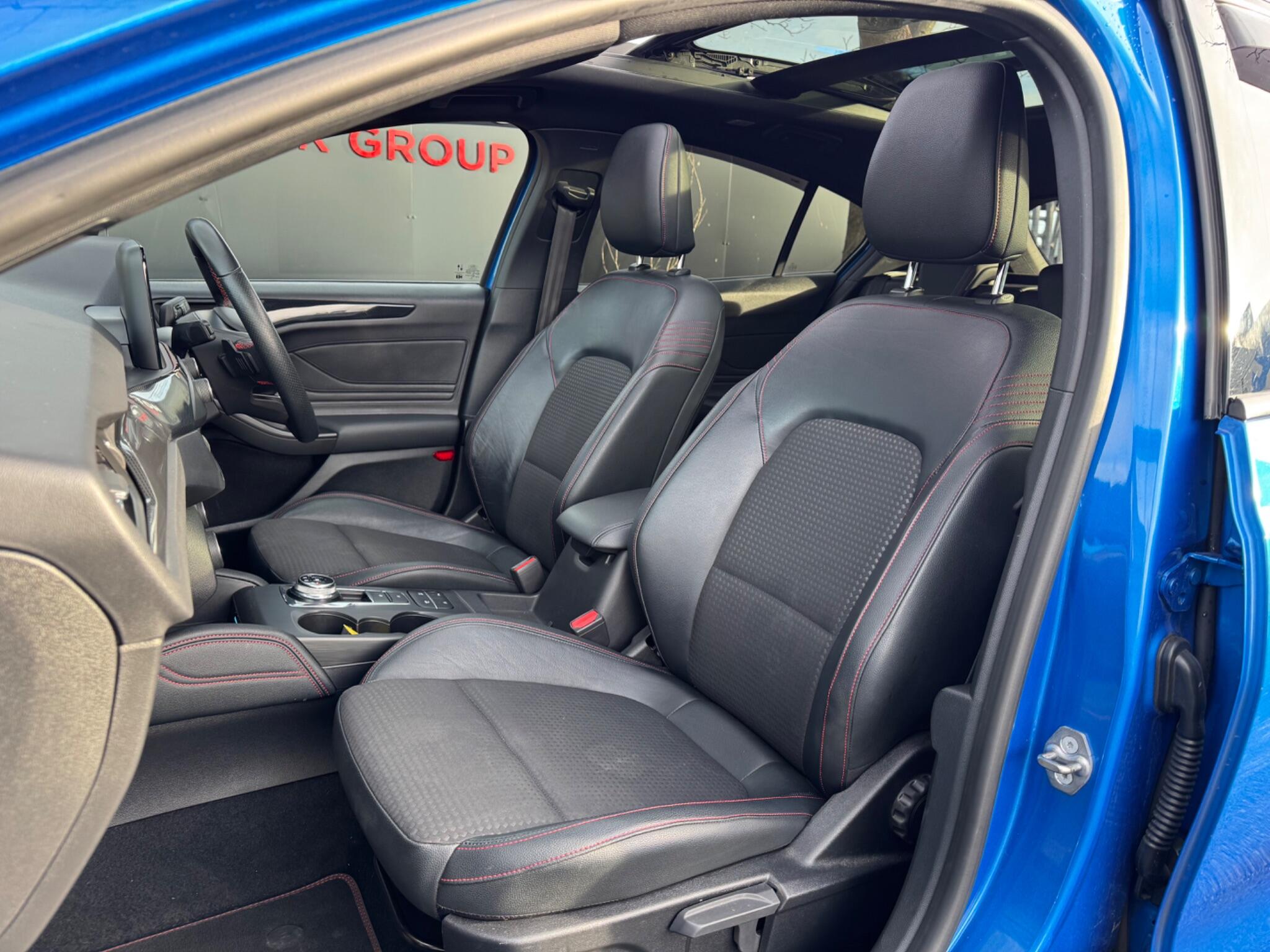 Ford Focus - Image 52