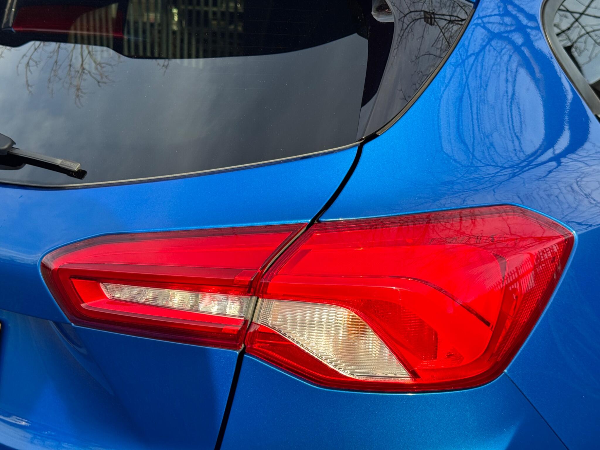 Ford Focus - Image 62