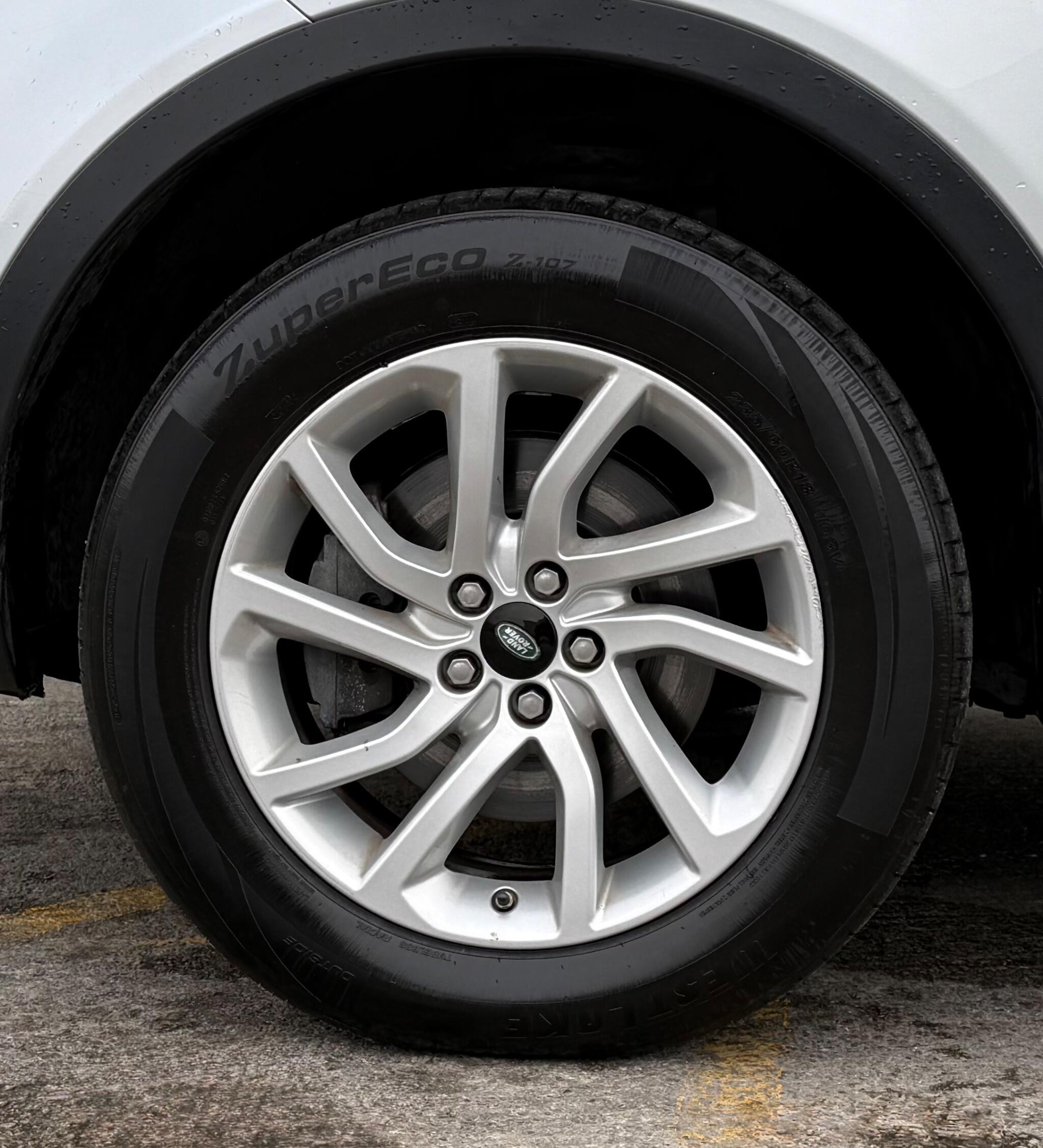 Land Rover DISCOVERY SPORT - Image 17