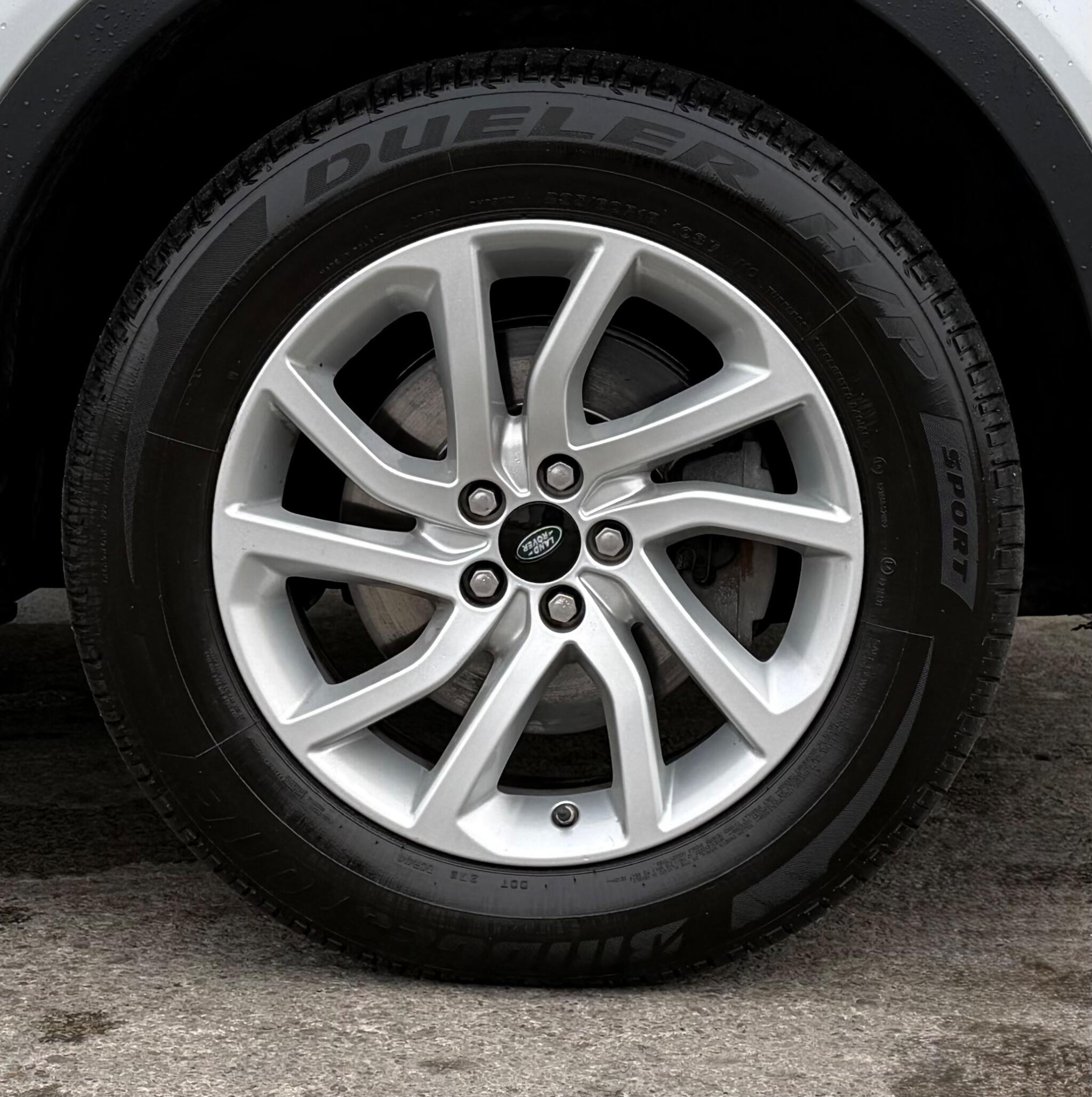 Land Rover DISCOVERY SPORT - Image 19