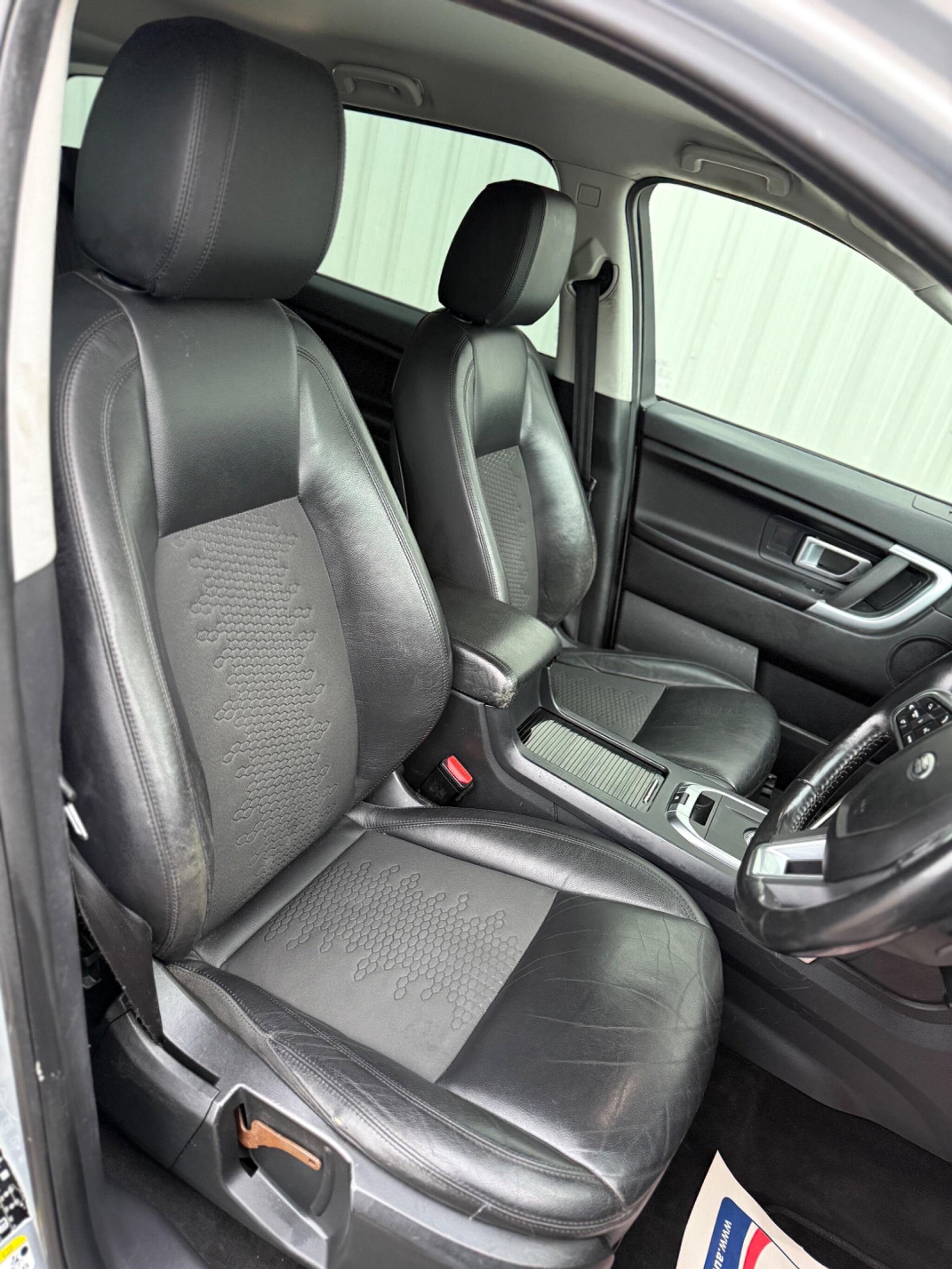 Land Rover DISCOVERY SPORT - Image 23