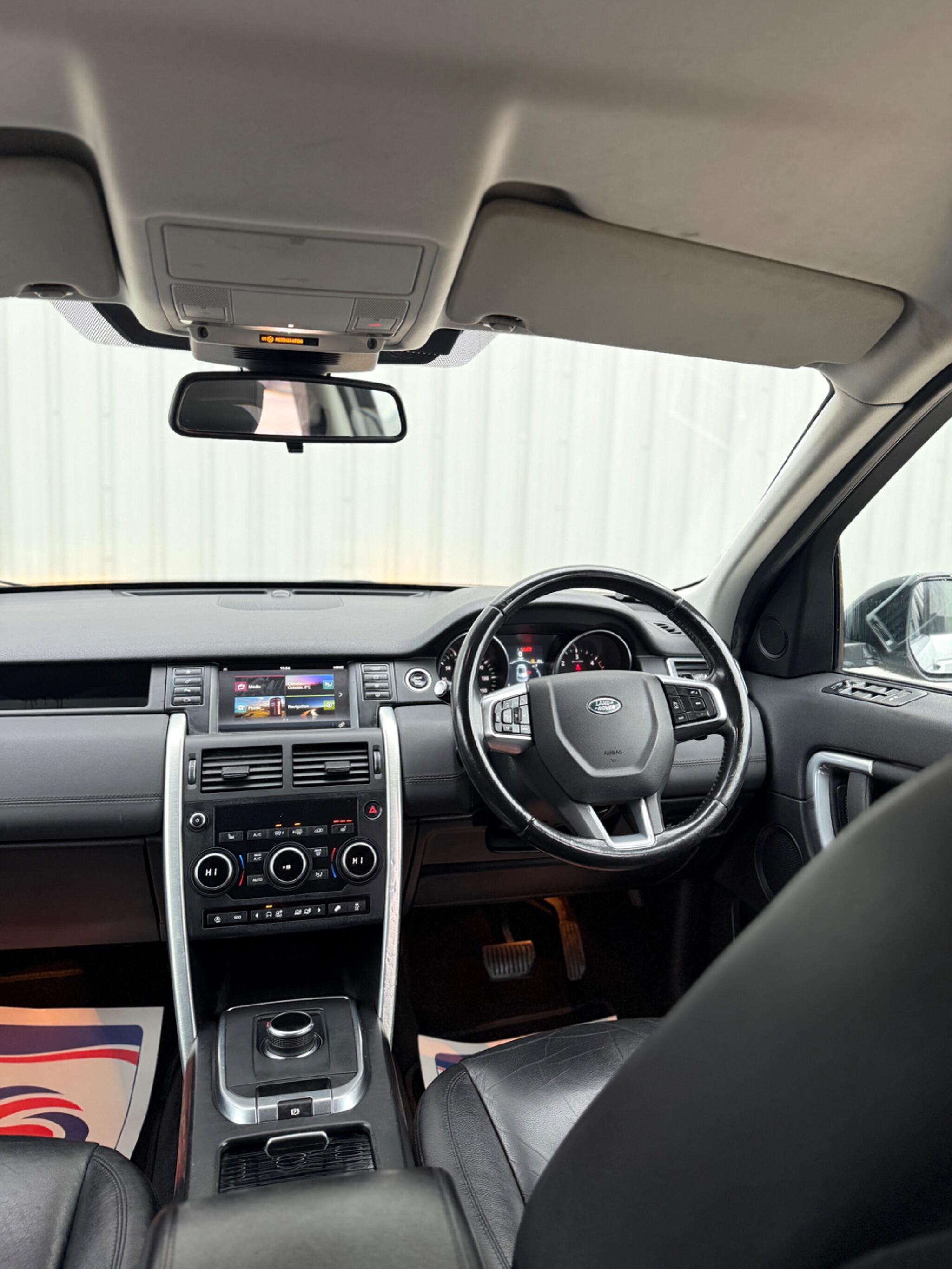 Land Rover DISCOVERY SPORT - Image 30
