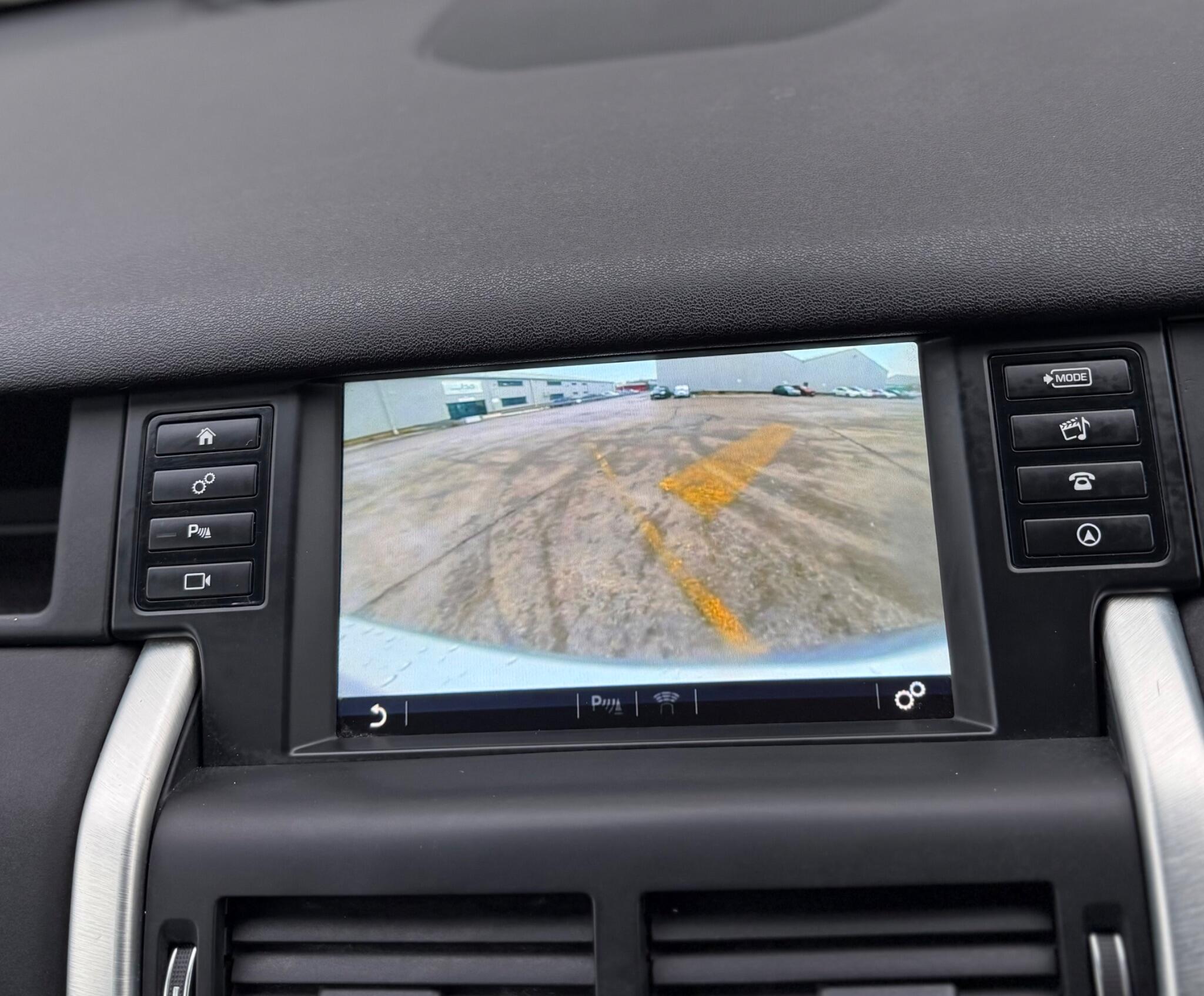 Land Rover DISCOVERY SPORT - Image 36