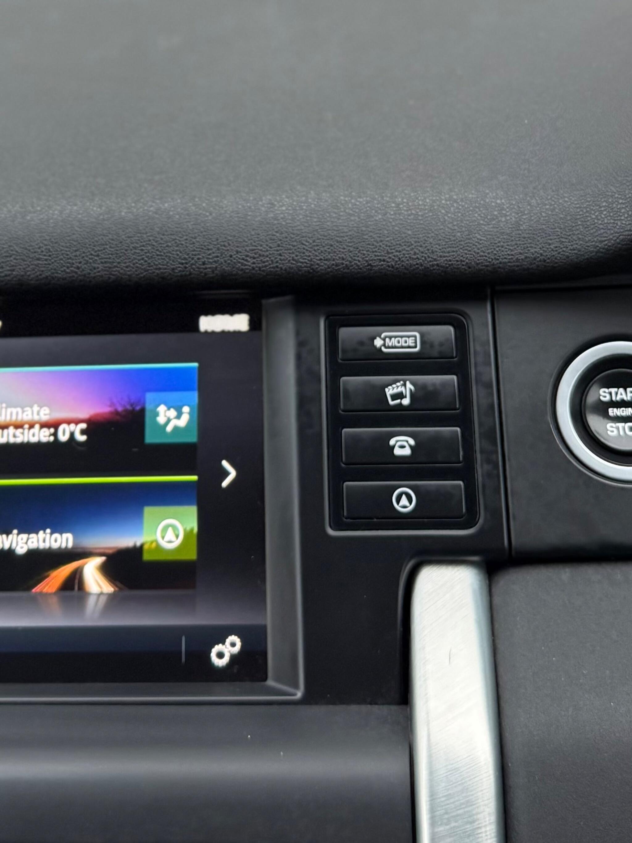 Land Rover DISCOVERY SPORT - Image 39