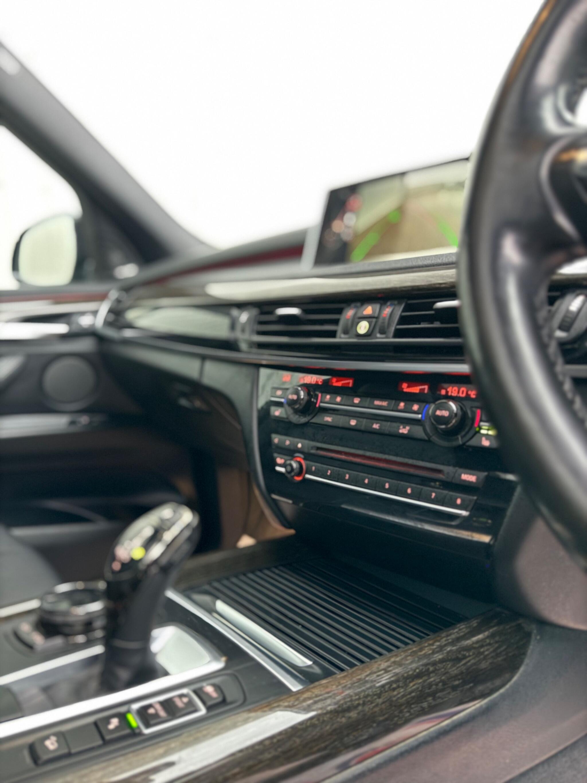 BMW X5 - Image 19