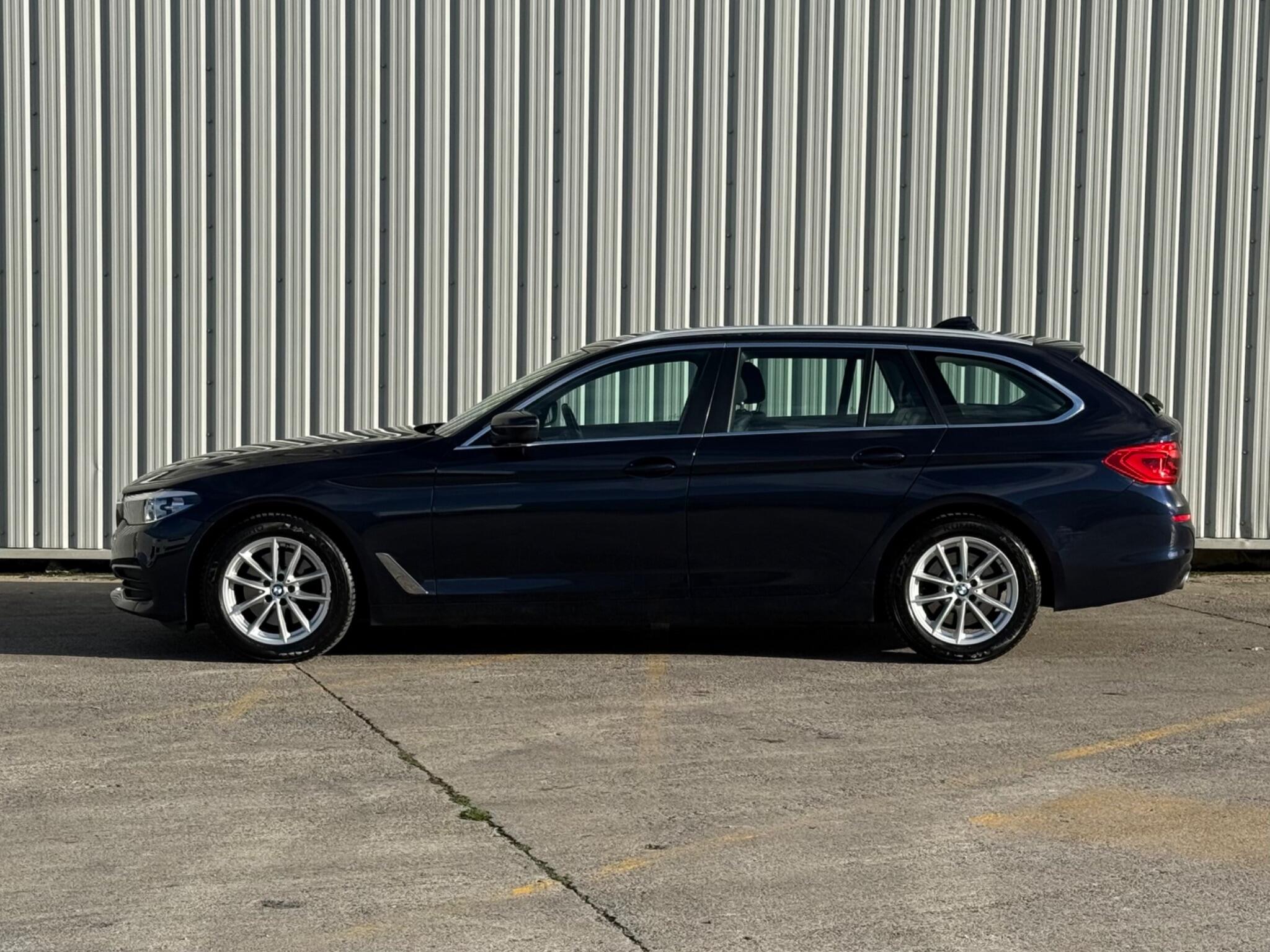 BMW 5 Series - Image 12