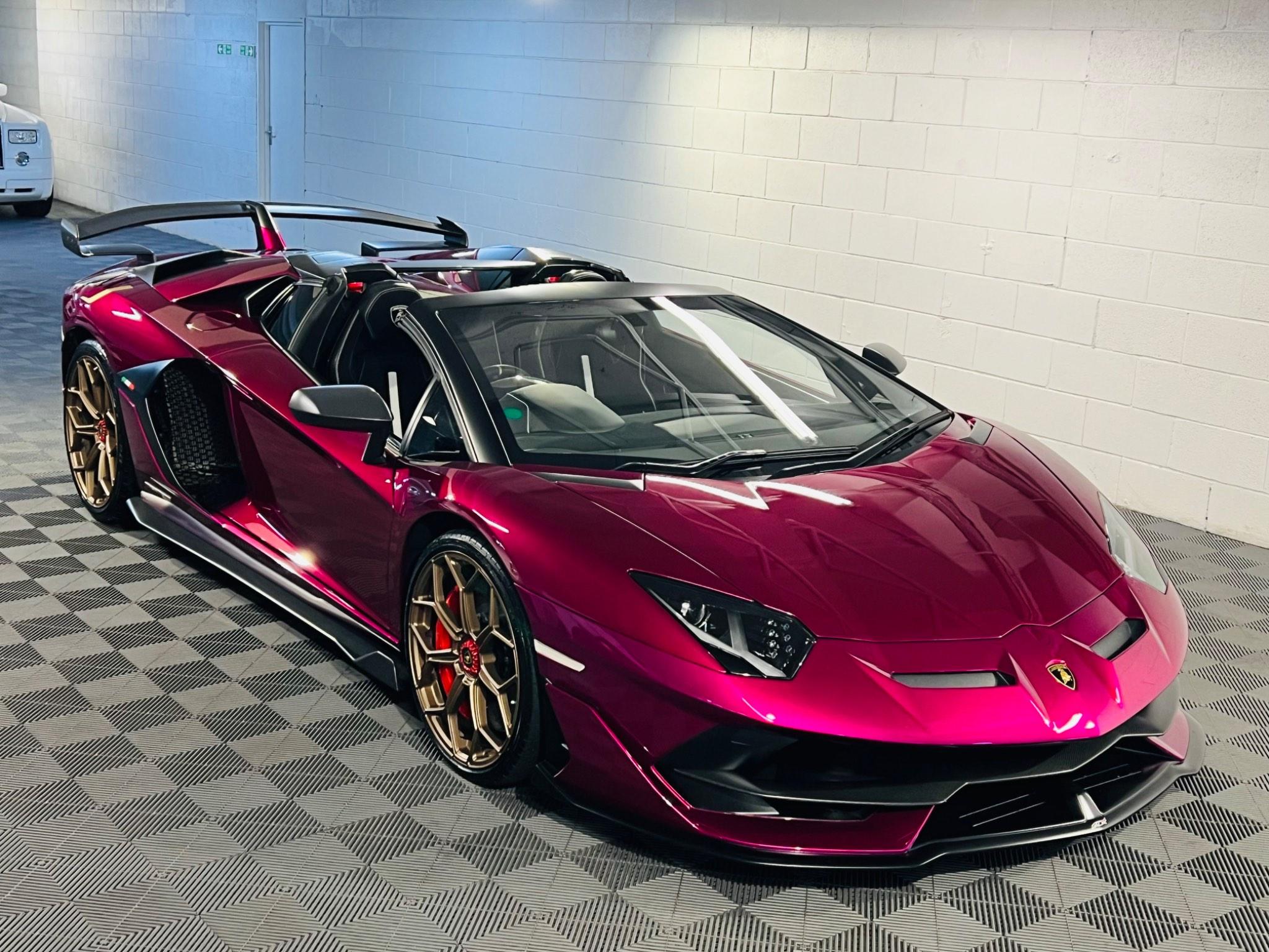 Lamborghini Aventador