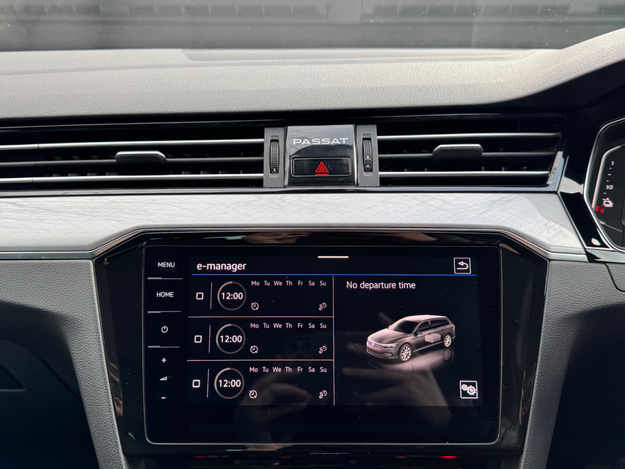Volkswagen Passat - Image 37