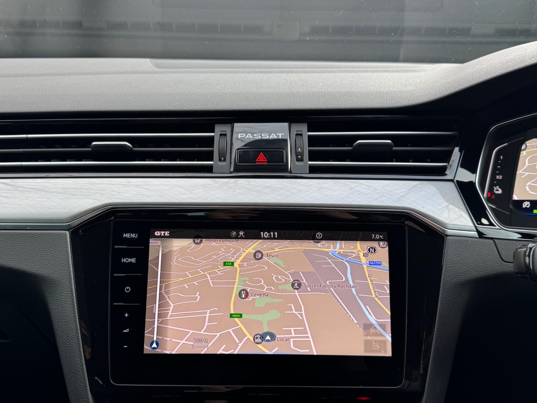 Volkswagen Passat - Image 38