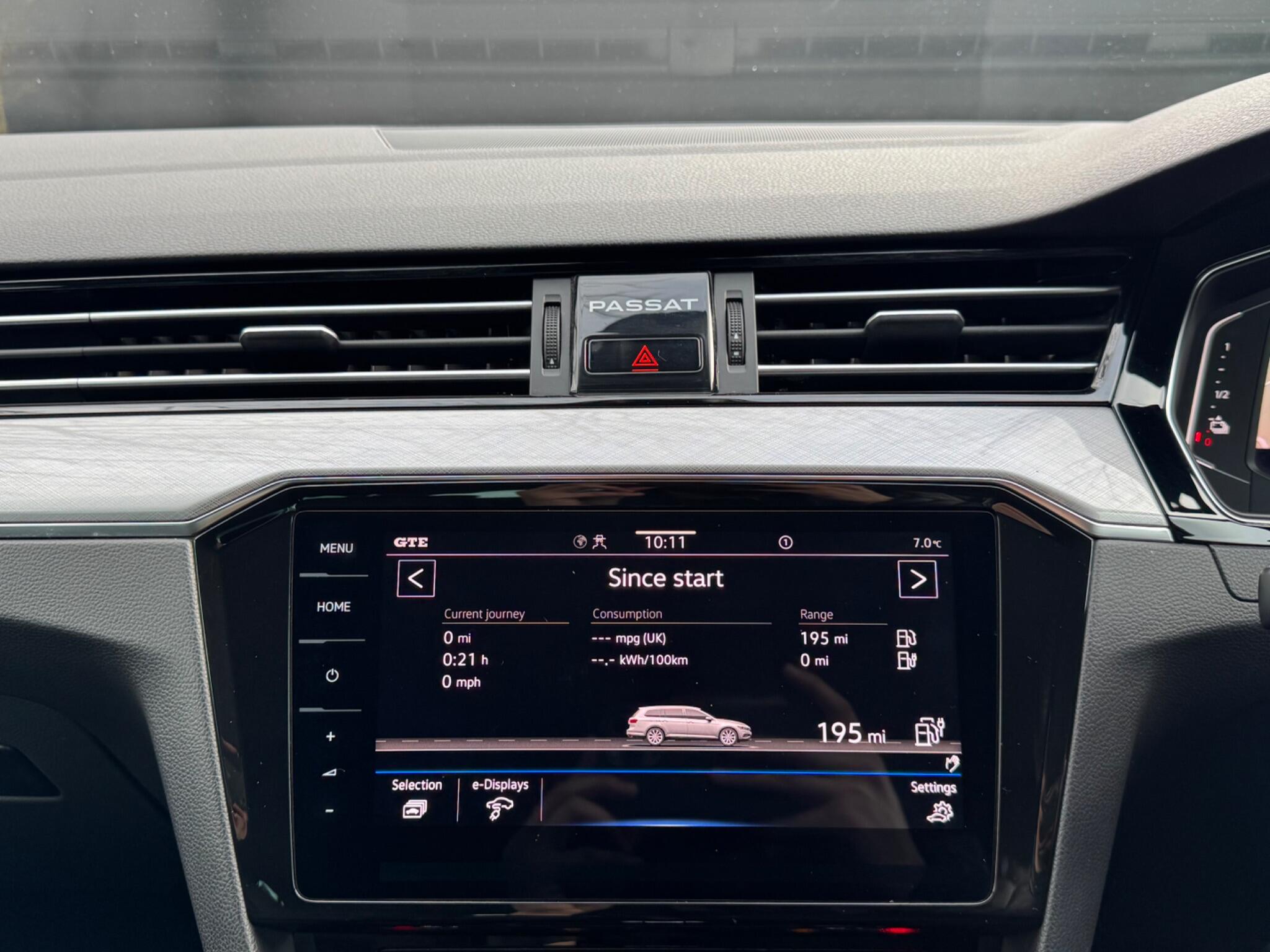 Volkswagen Passat - Image 42