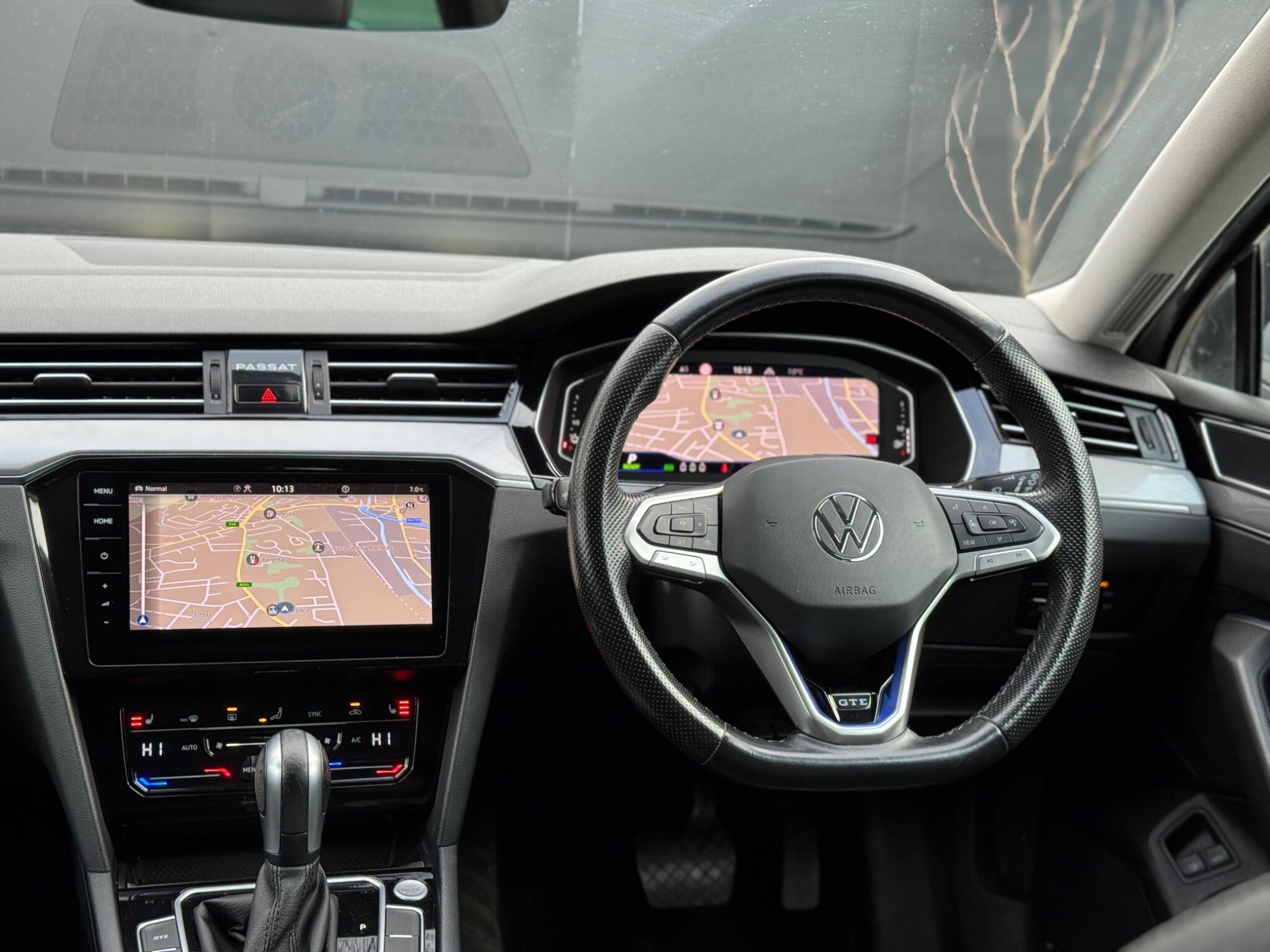 Volkswagen Passat - Image 49