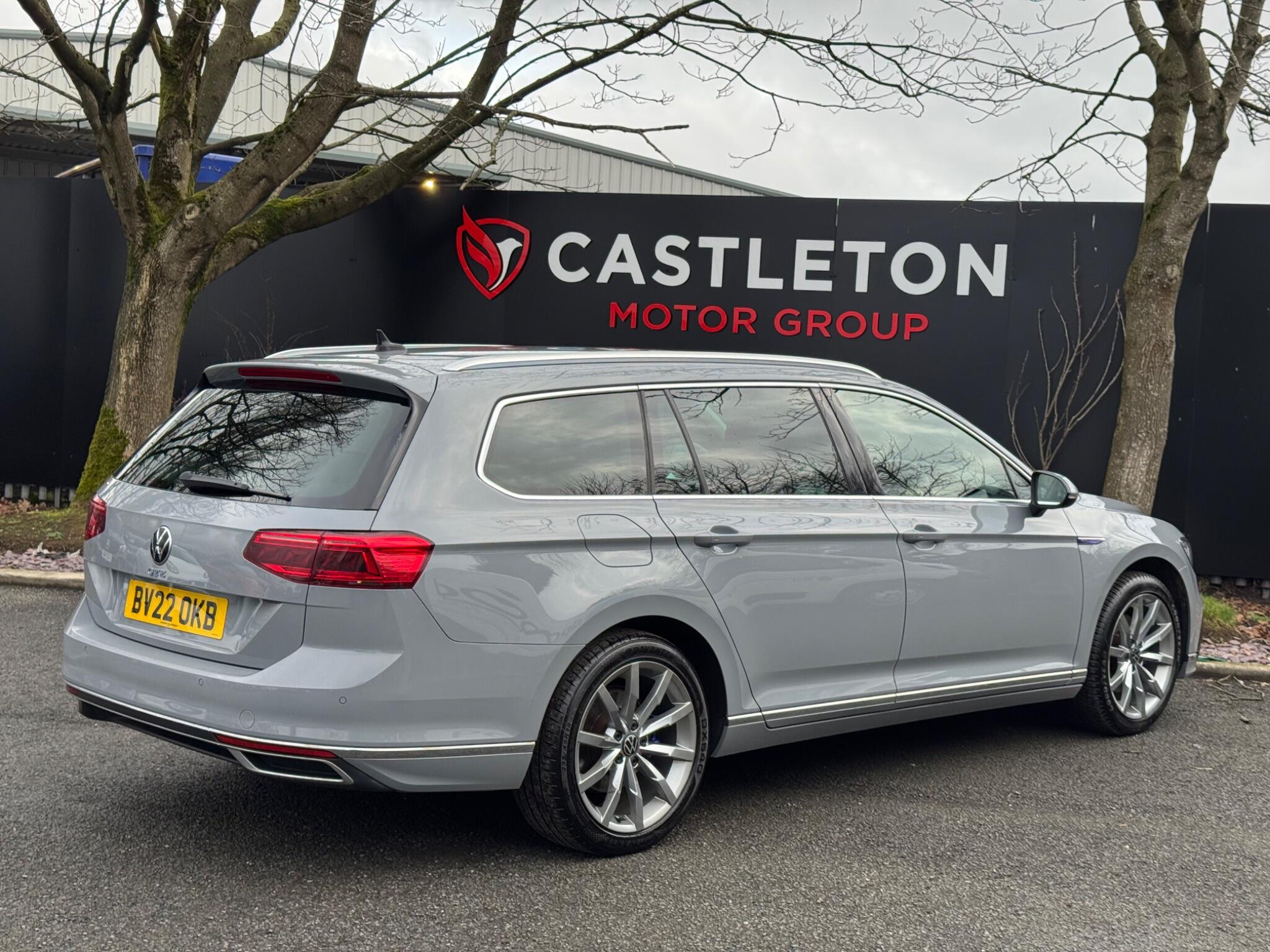 Volkswagen Passat - Image 55