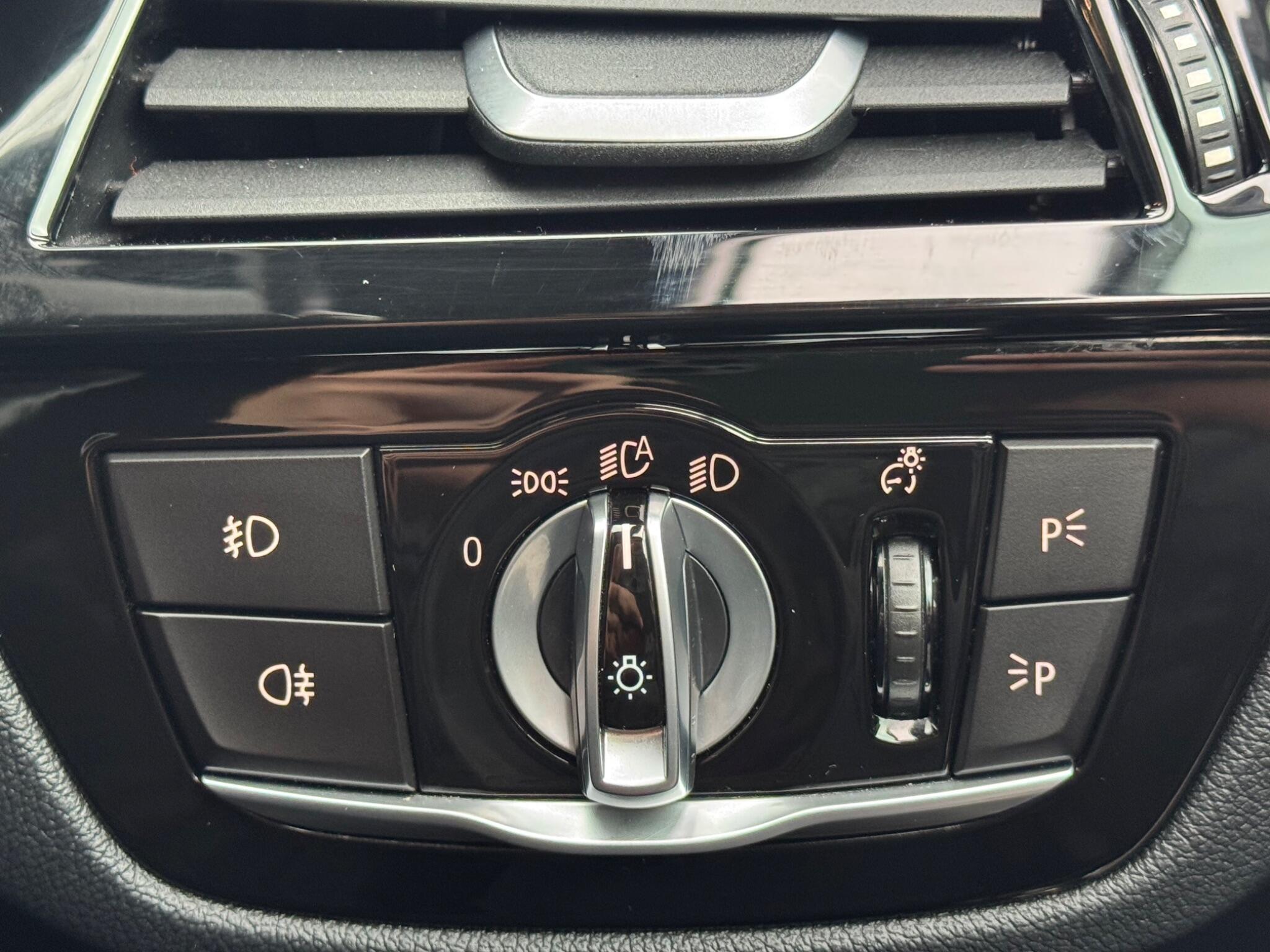 BMW 5 Series - Image 29