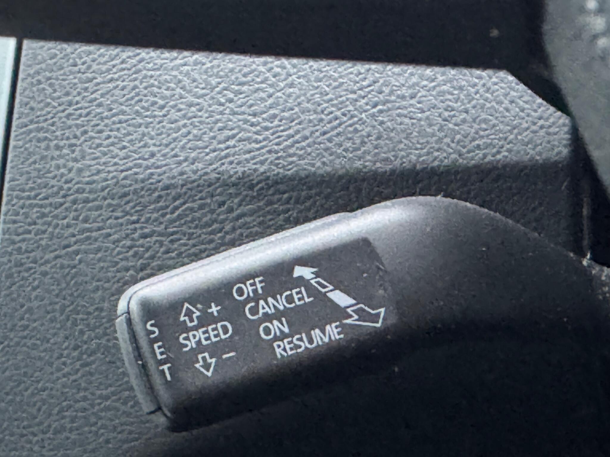 Volkswagen CC - Image 25