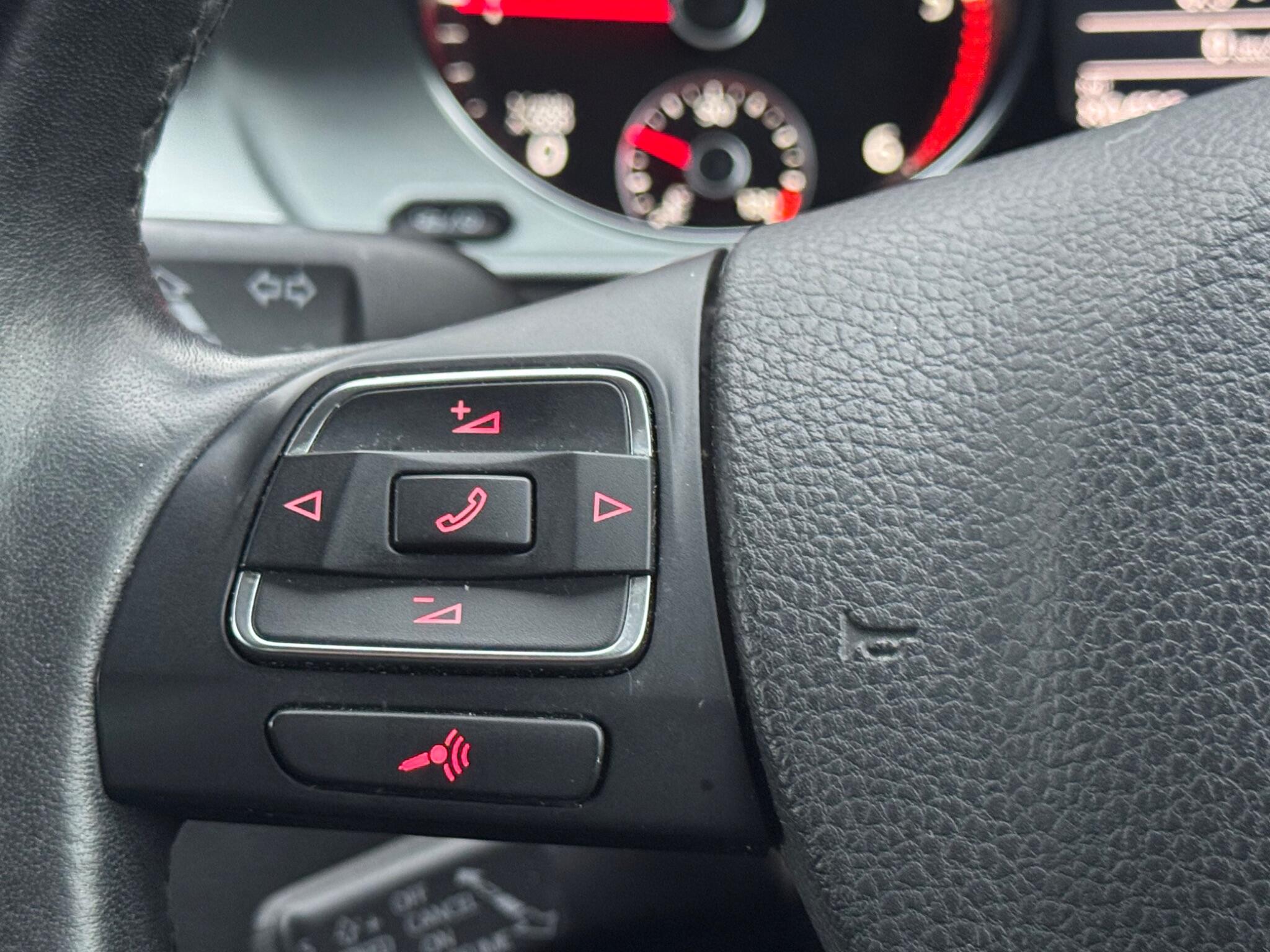 Volkswagen CC - Image 27