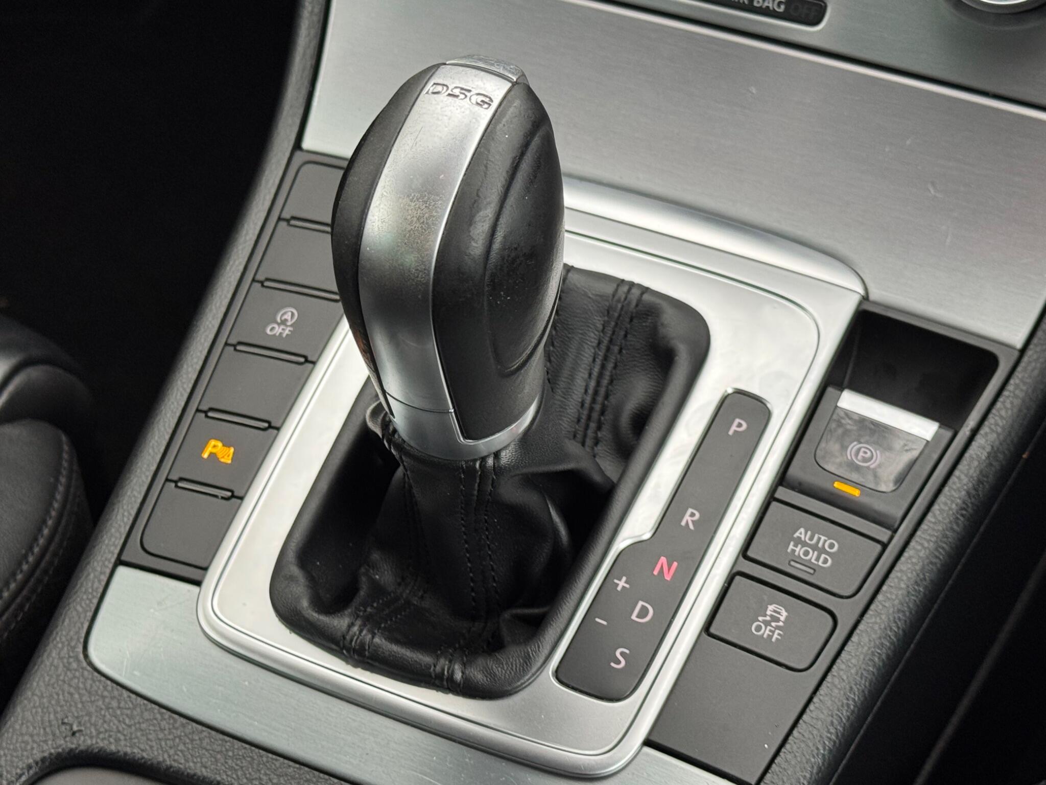 Volkswagen CC - Image 35