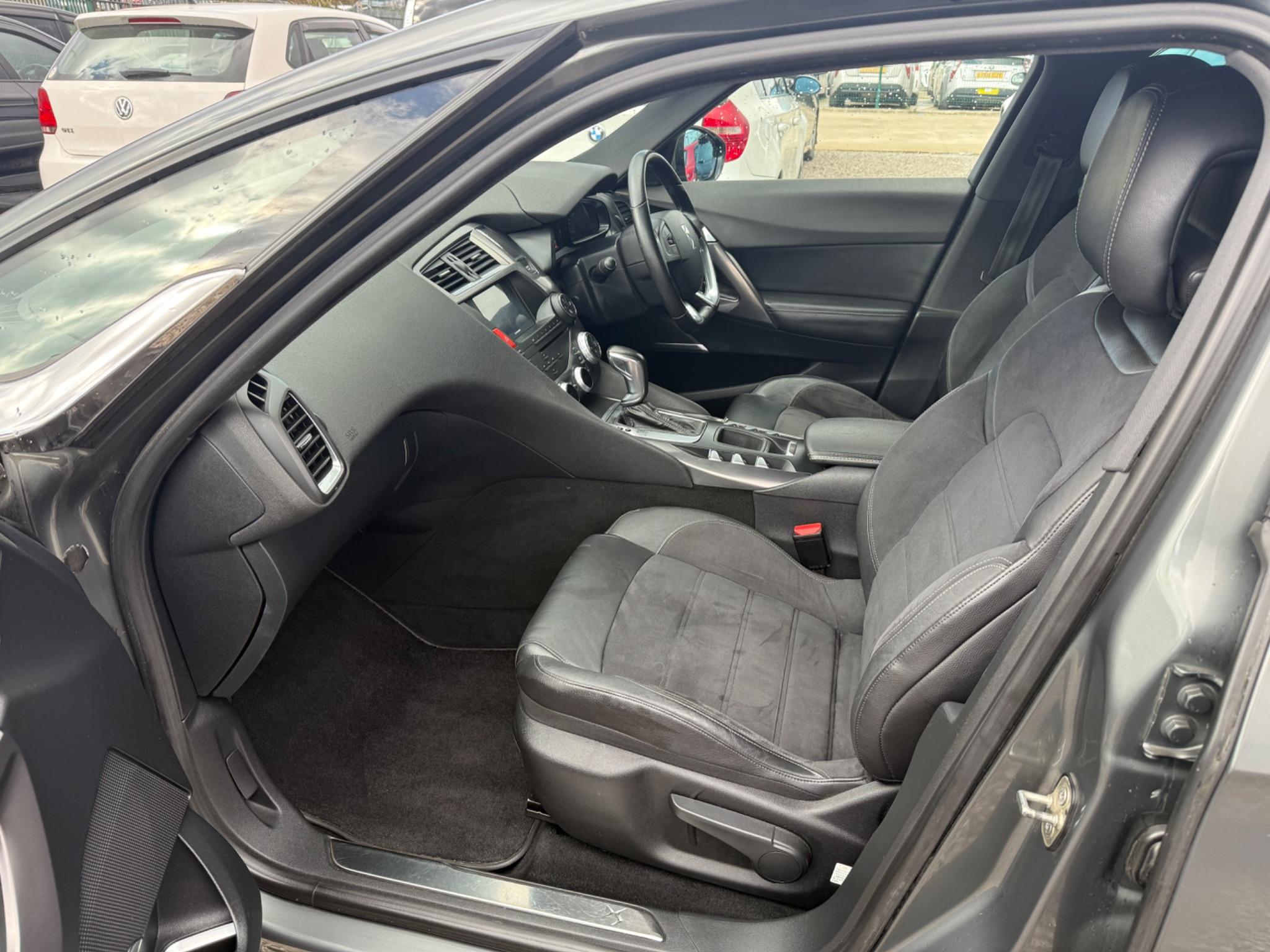 Citroen DS5 - Image 12