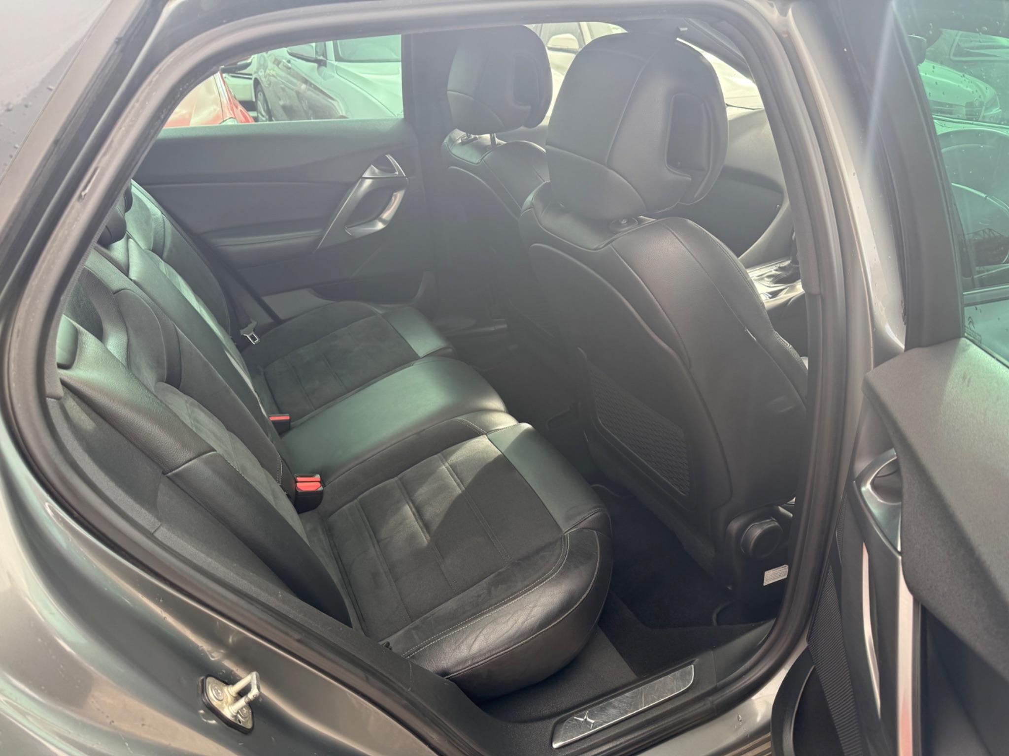 Citroen DS5 - Image 14