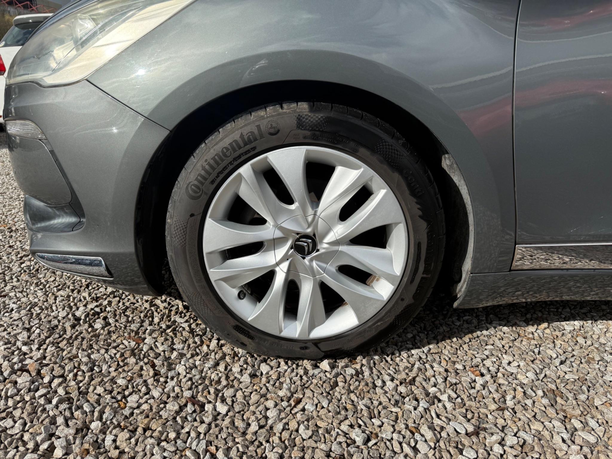 Citroen DS5 - Image 28