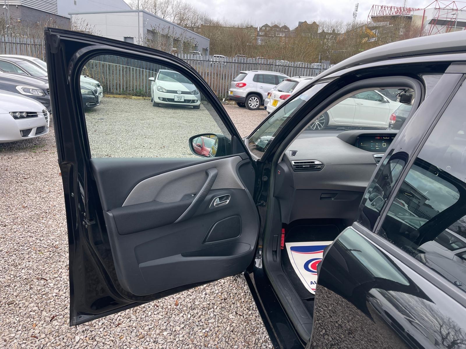 Citroen Grand C4 Picasso - Image 12