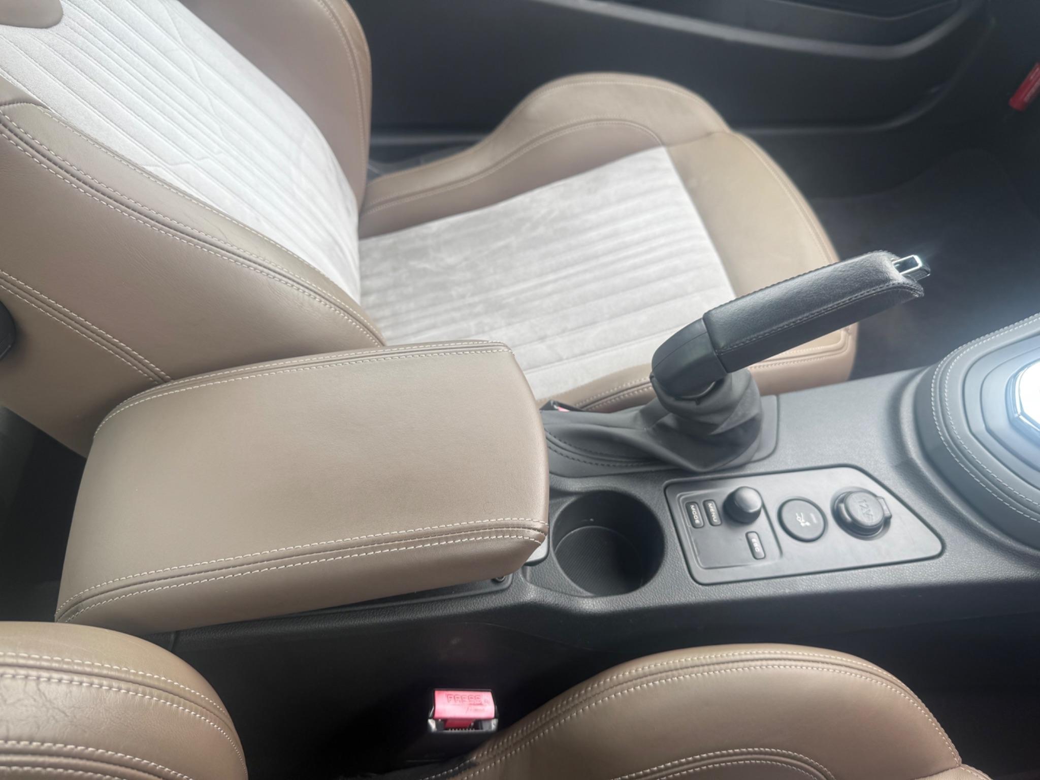 Peugeot RCZ - Image 16