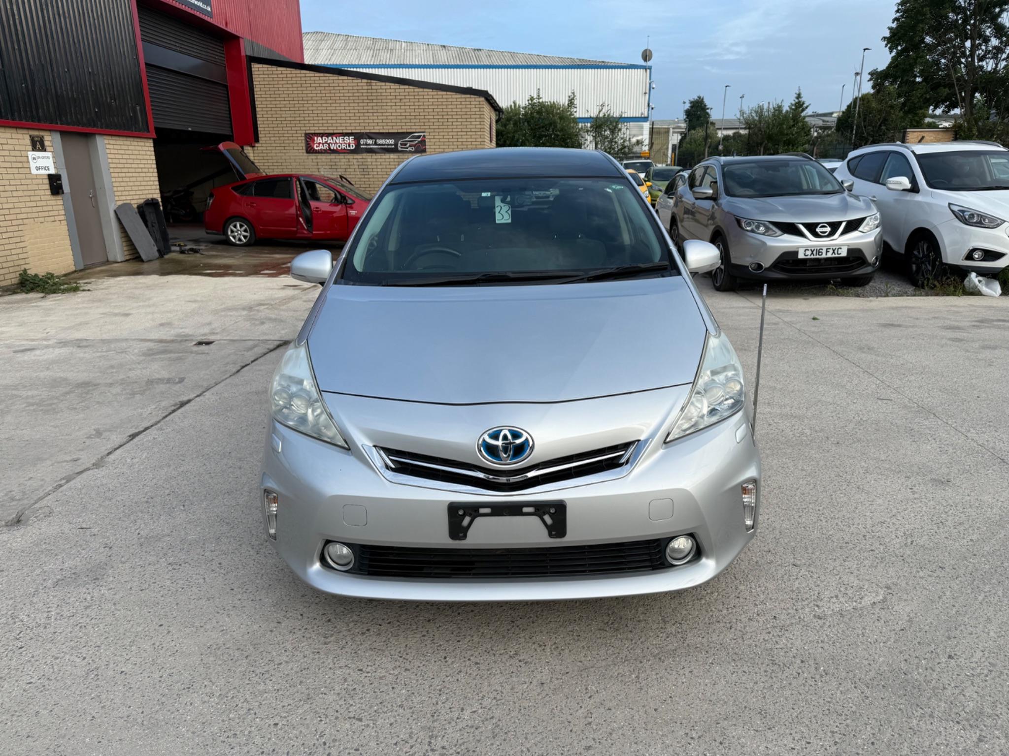 Toyota Prius+ - Image 2