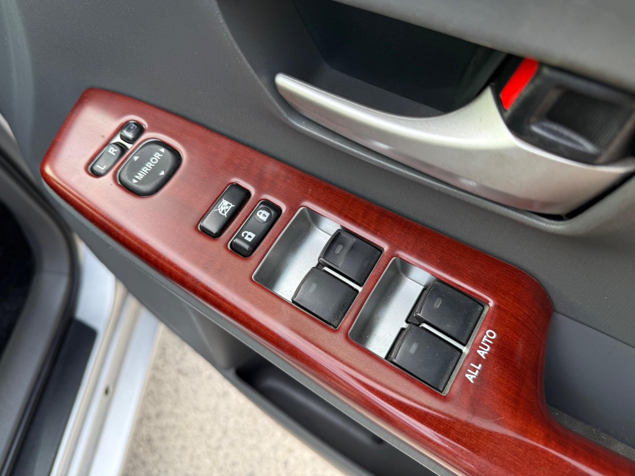 Toyota Prius+ - Image 17