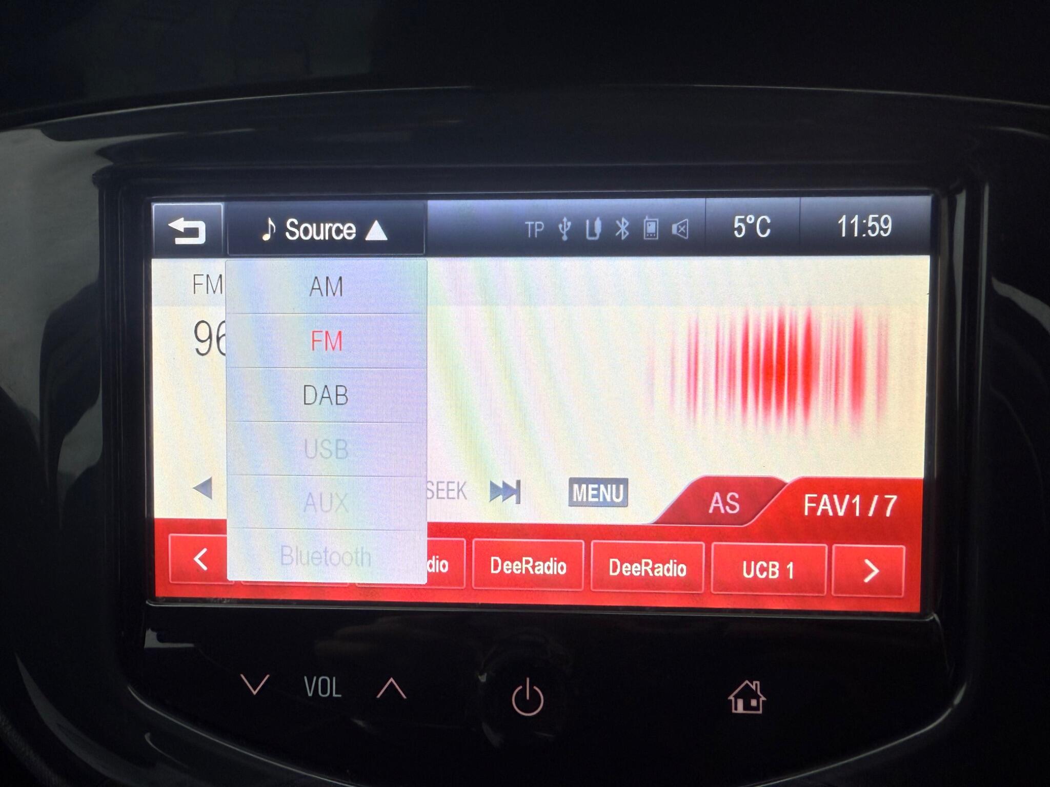 Vauxhall Corsa - Image 22