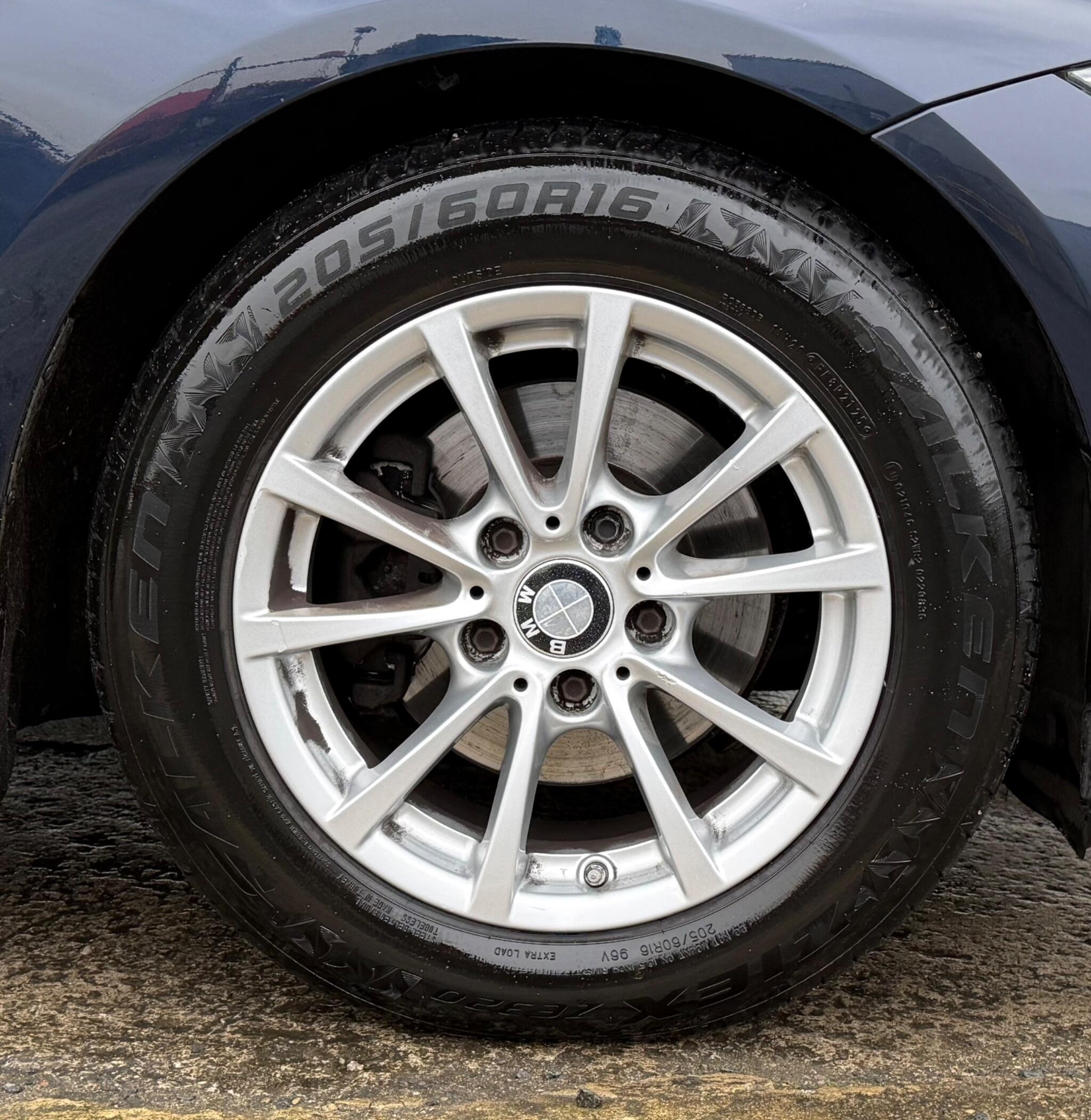 BMW 3 Series - Image 17