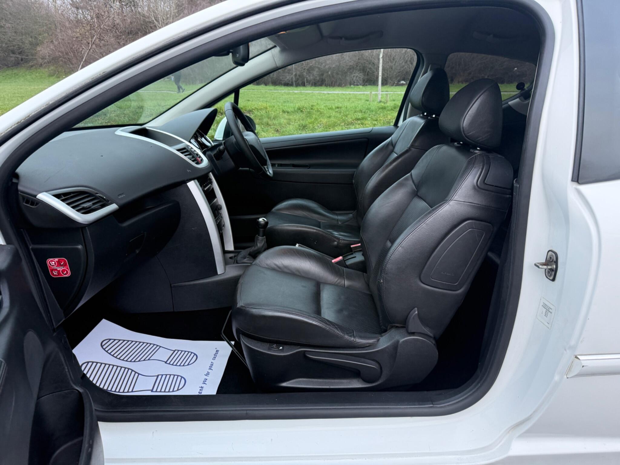 Peugeot 207 - Image 9