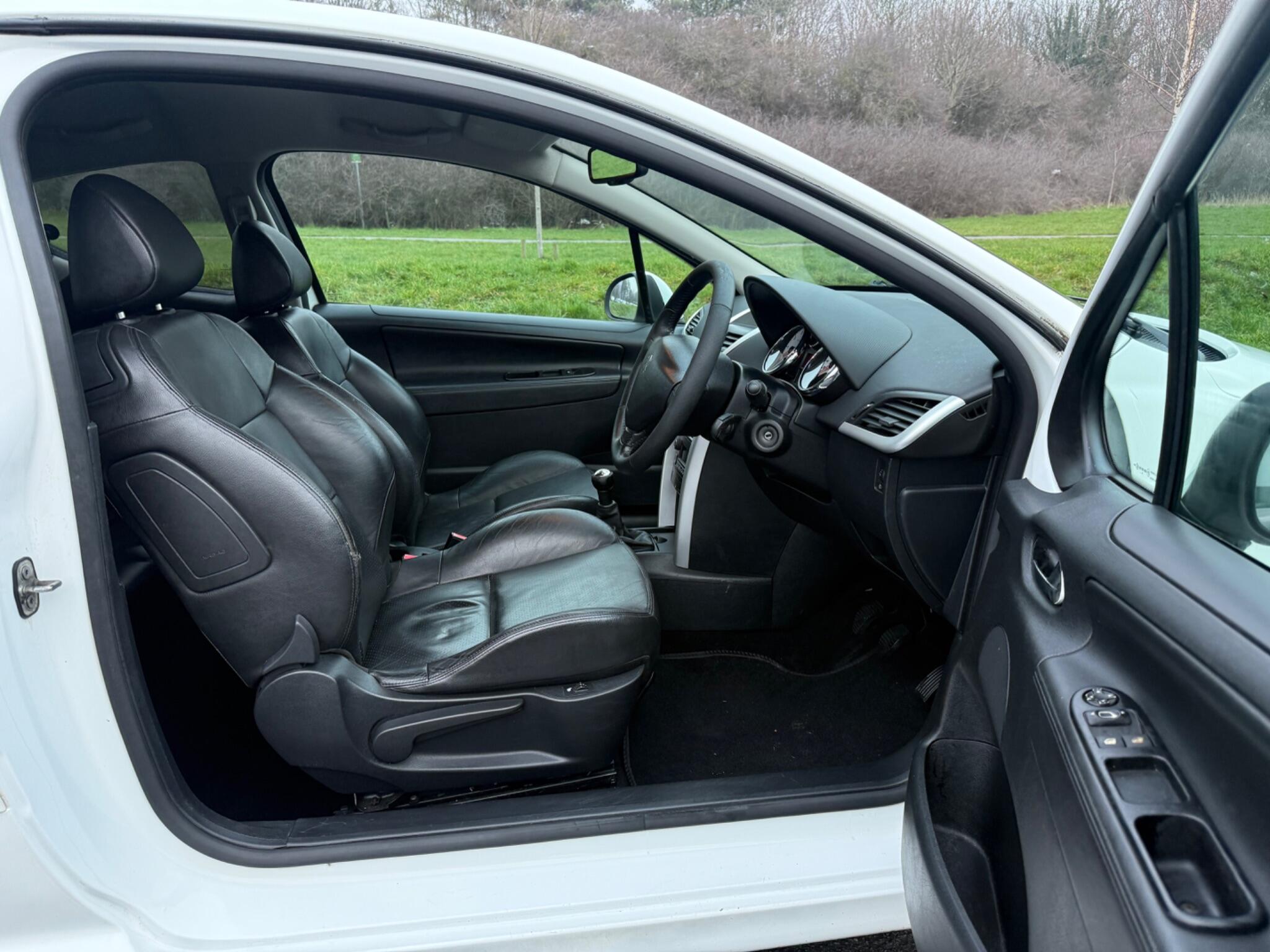 Peugeot 207 - Image 16