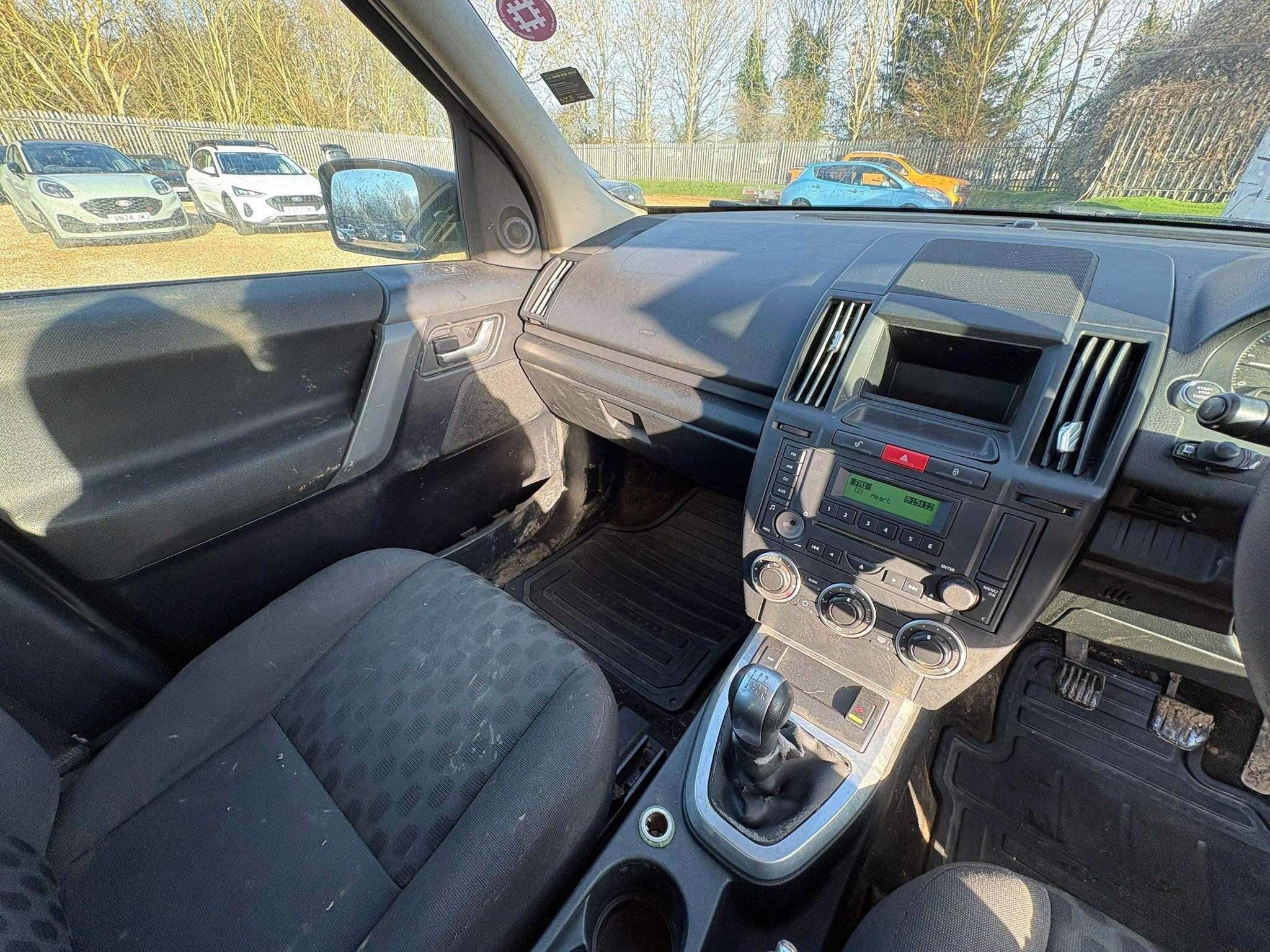 Land Rover Freelander 2 - Image 9