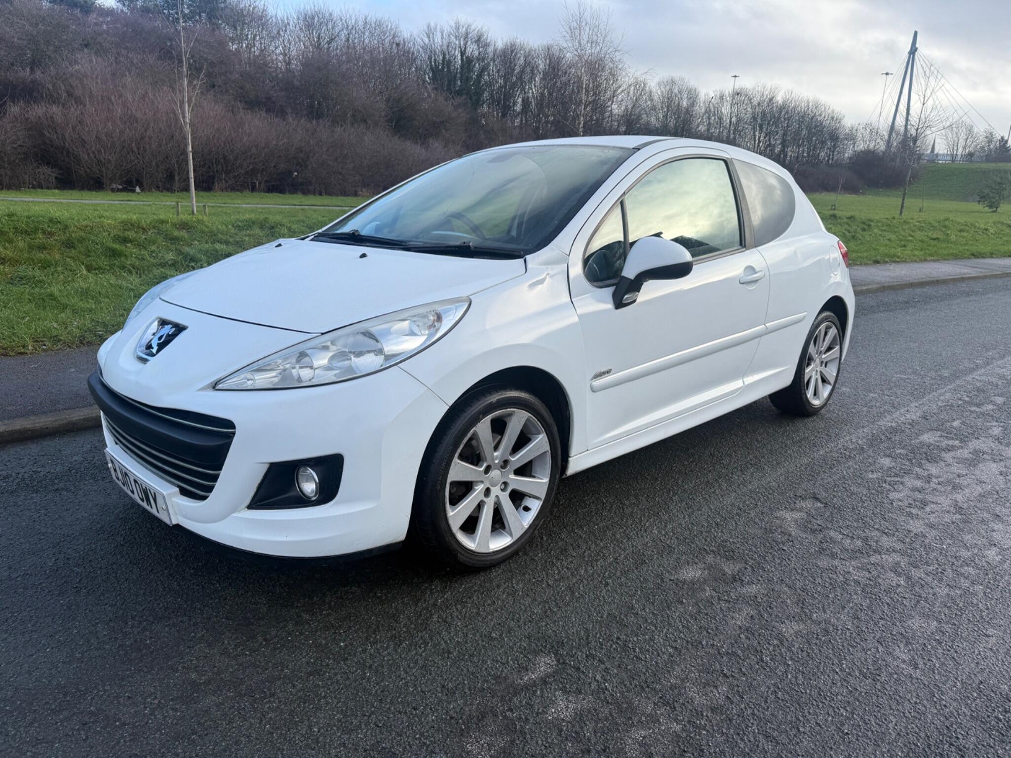 Peugeot 207 - Image 13