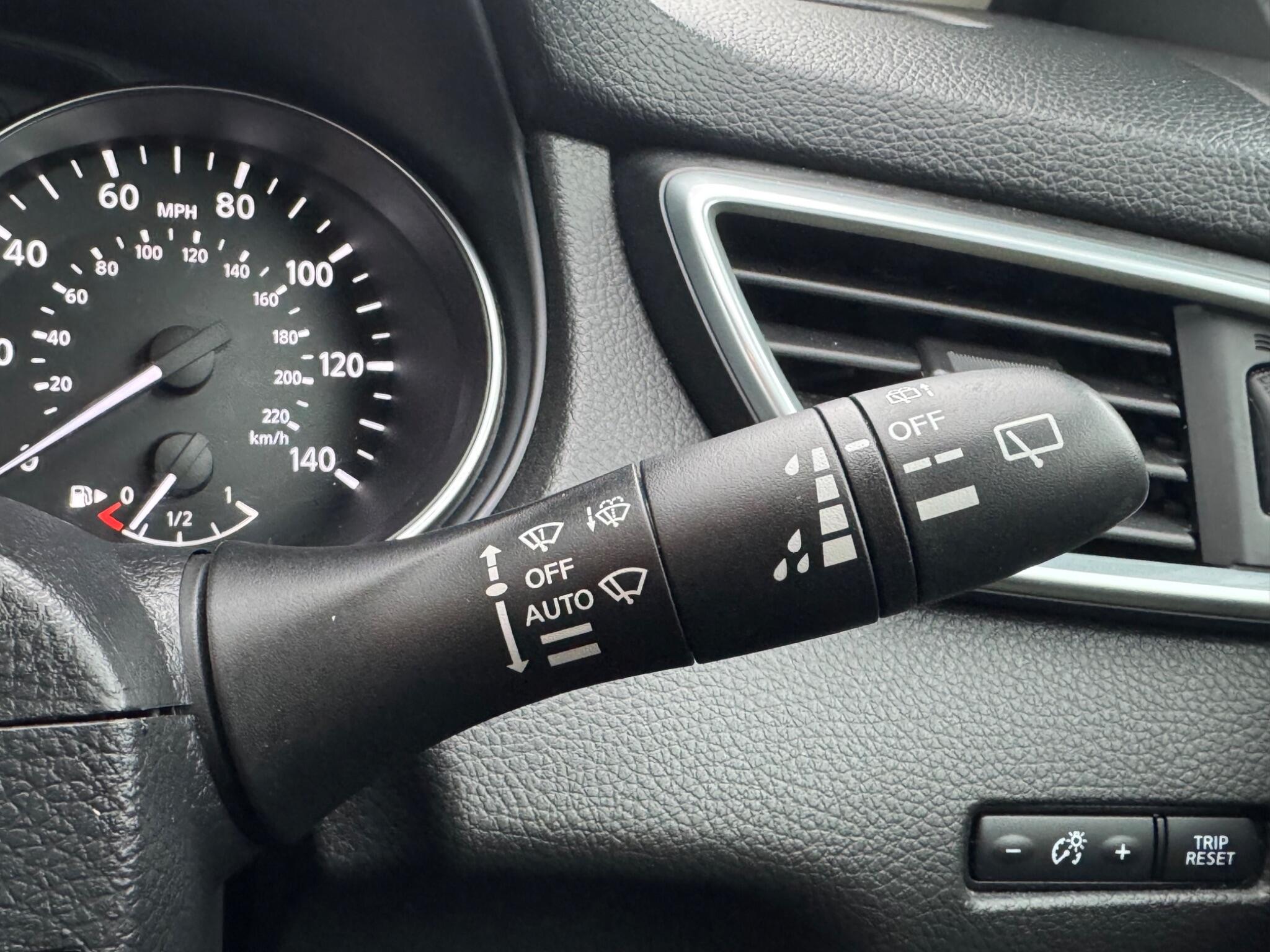 Nissan Qashqai - Image 24