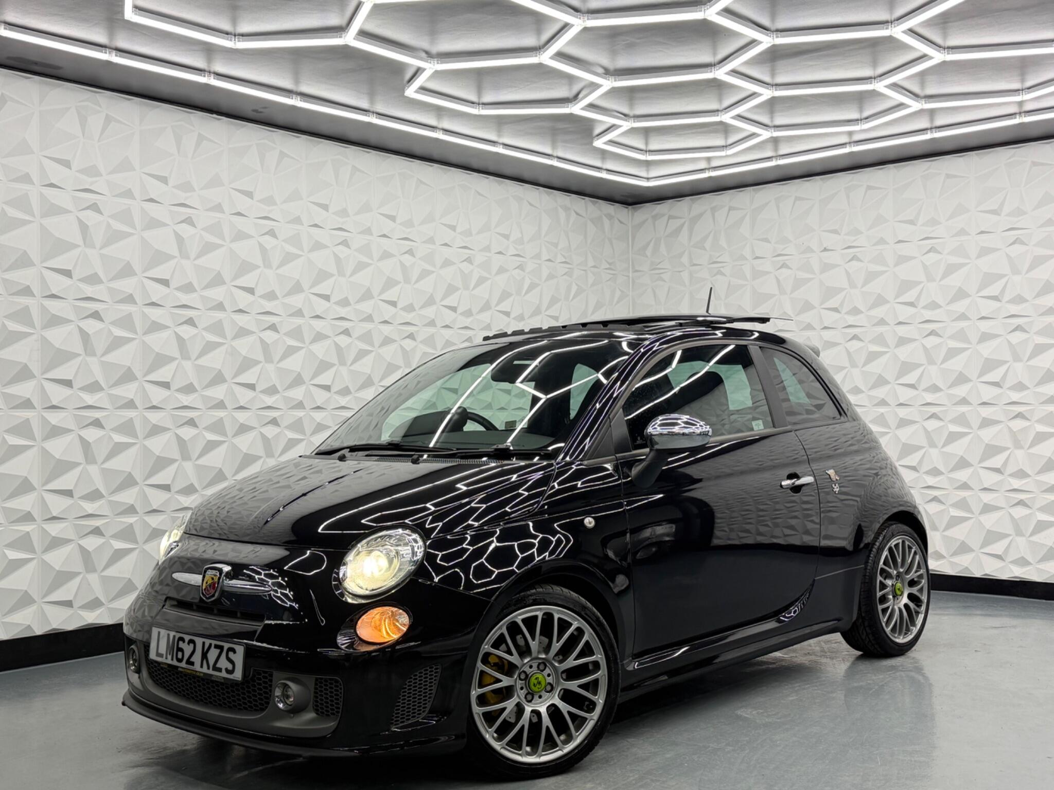 Abarth 595 - Image 2