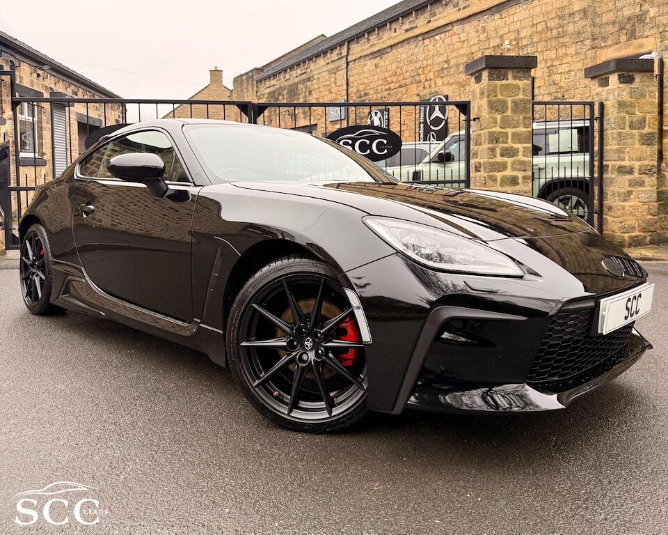 Toyota GR86 - Image 2