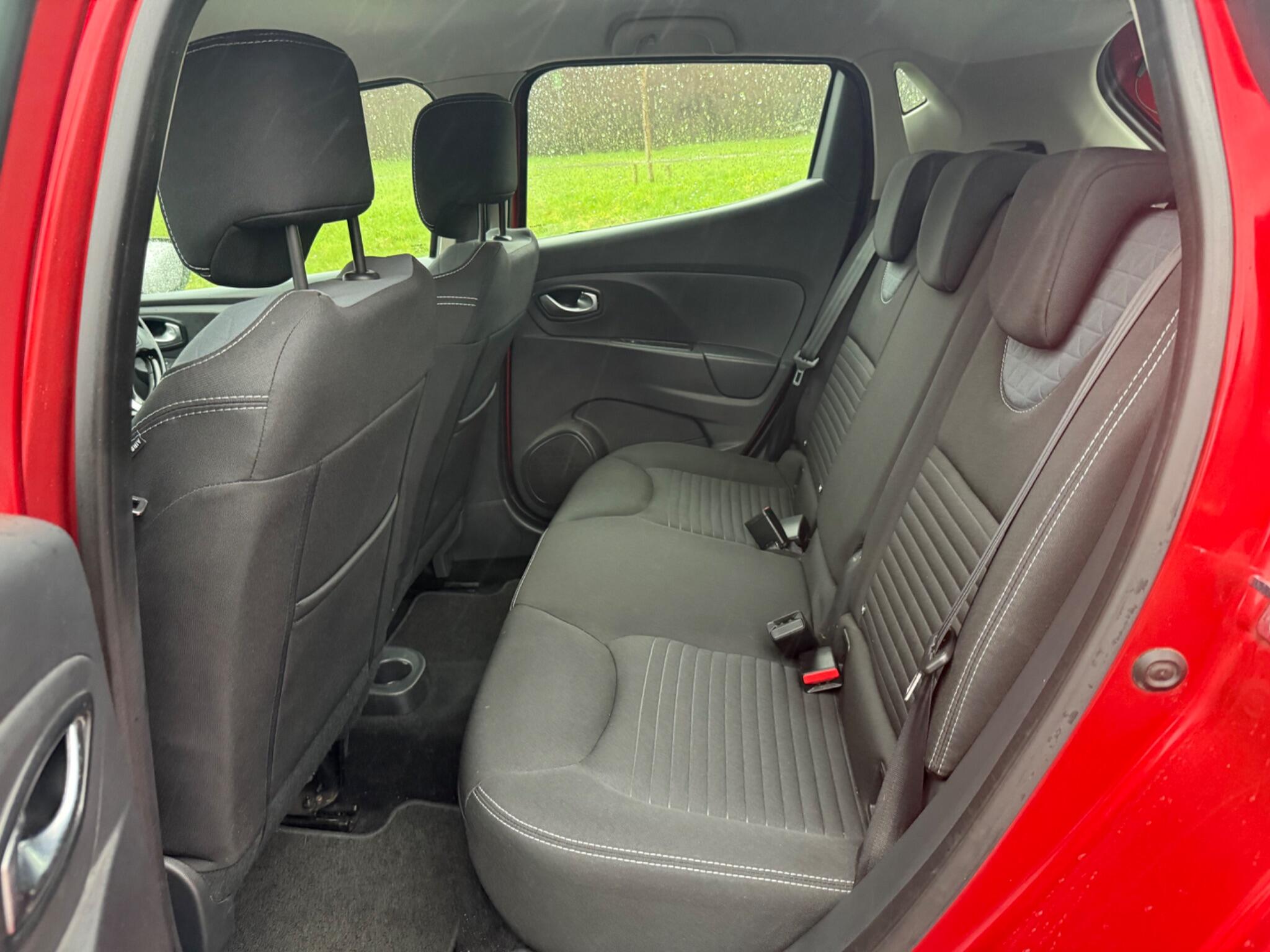 Renault Clio - Image 6