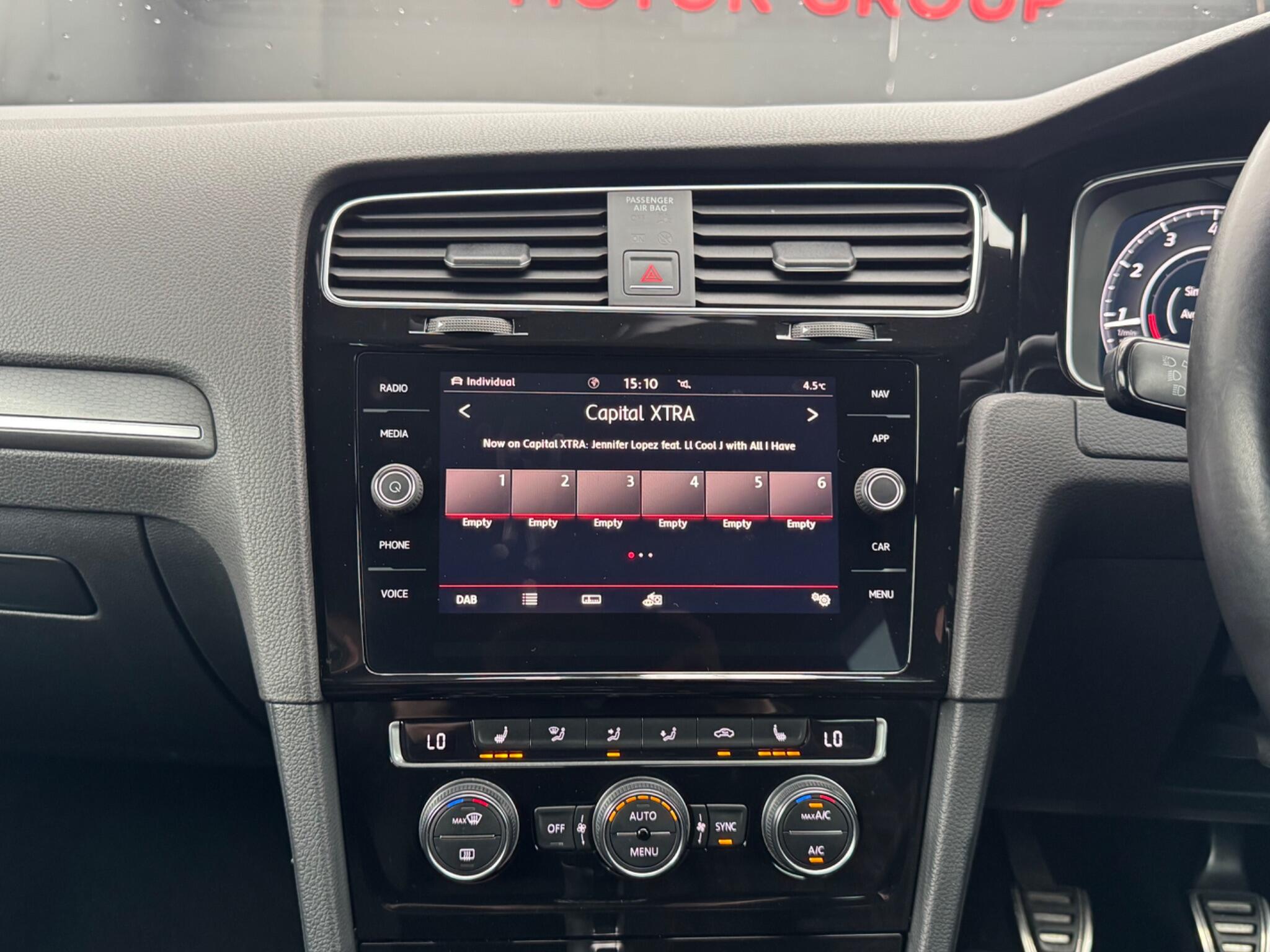 Volkswagen Golf - Image 47