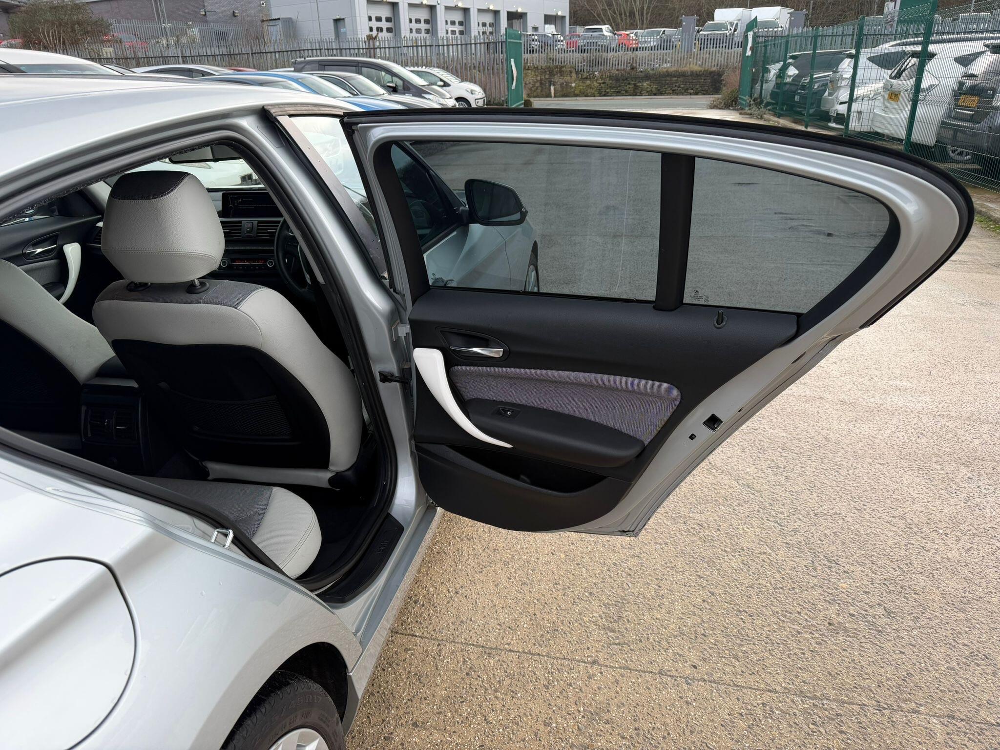 BMW 1 Series - Image 12