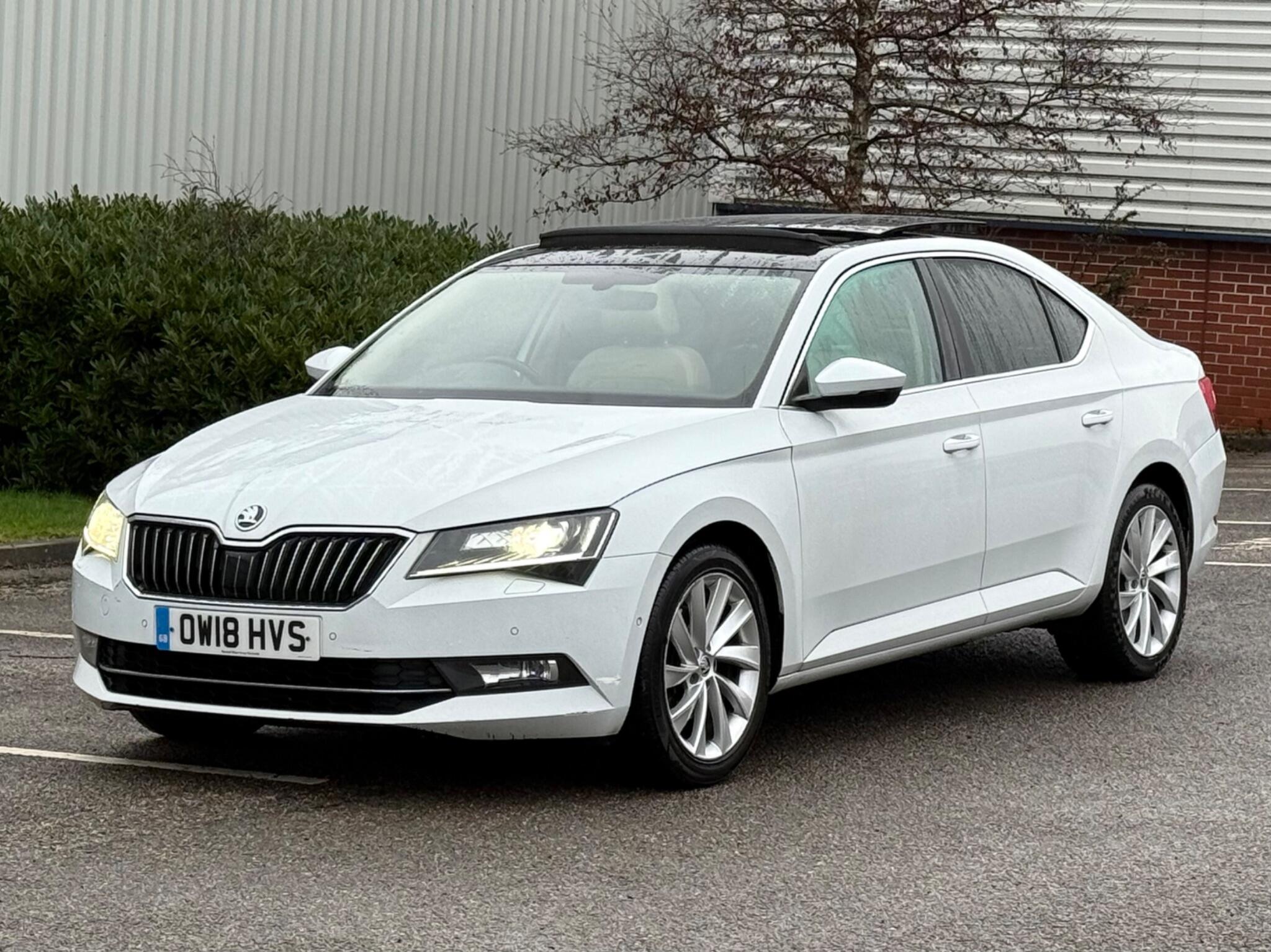 Skoda Superb - Image 8