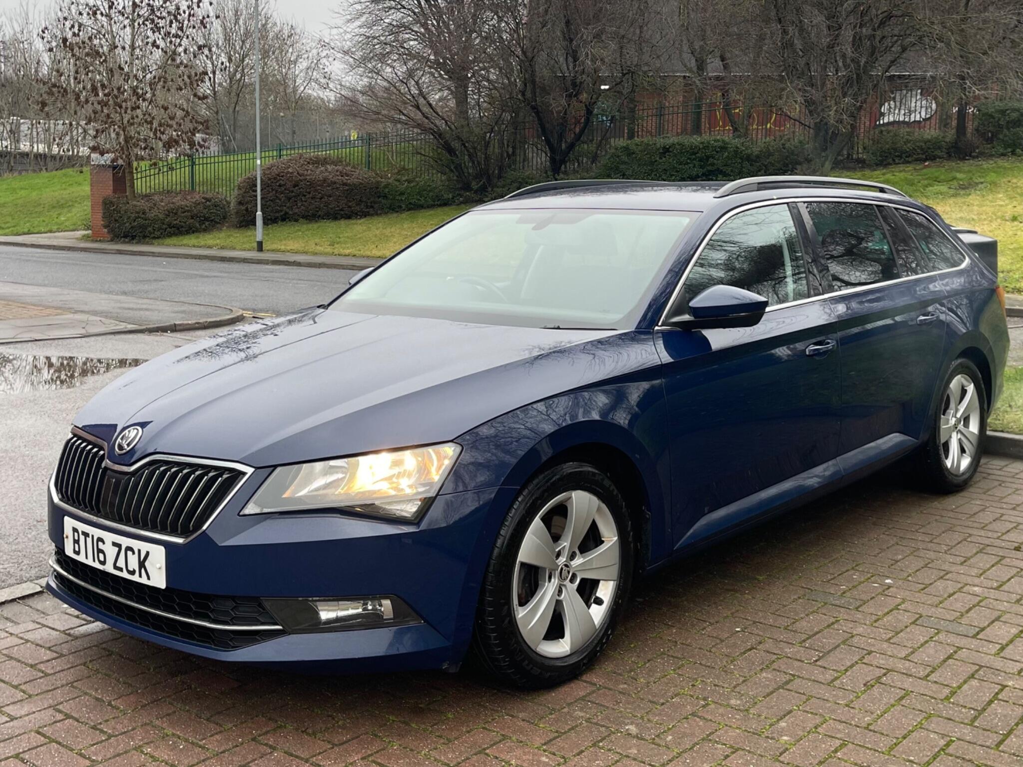Skoda Superb - Image 4